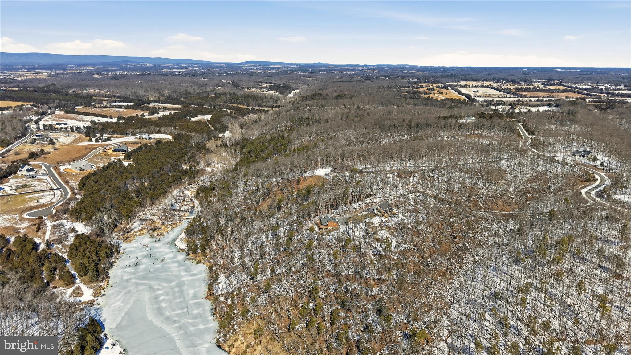 ESTATES AT LAKE JOHN - Residential