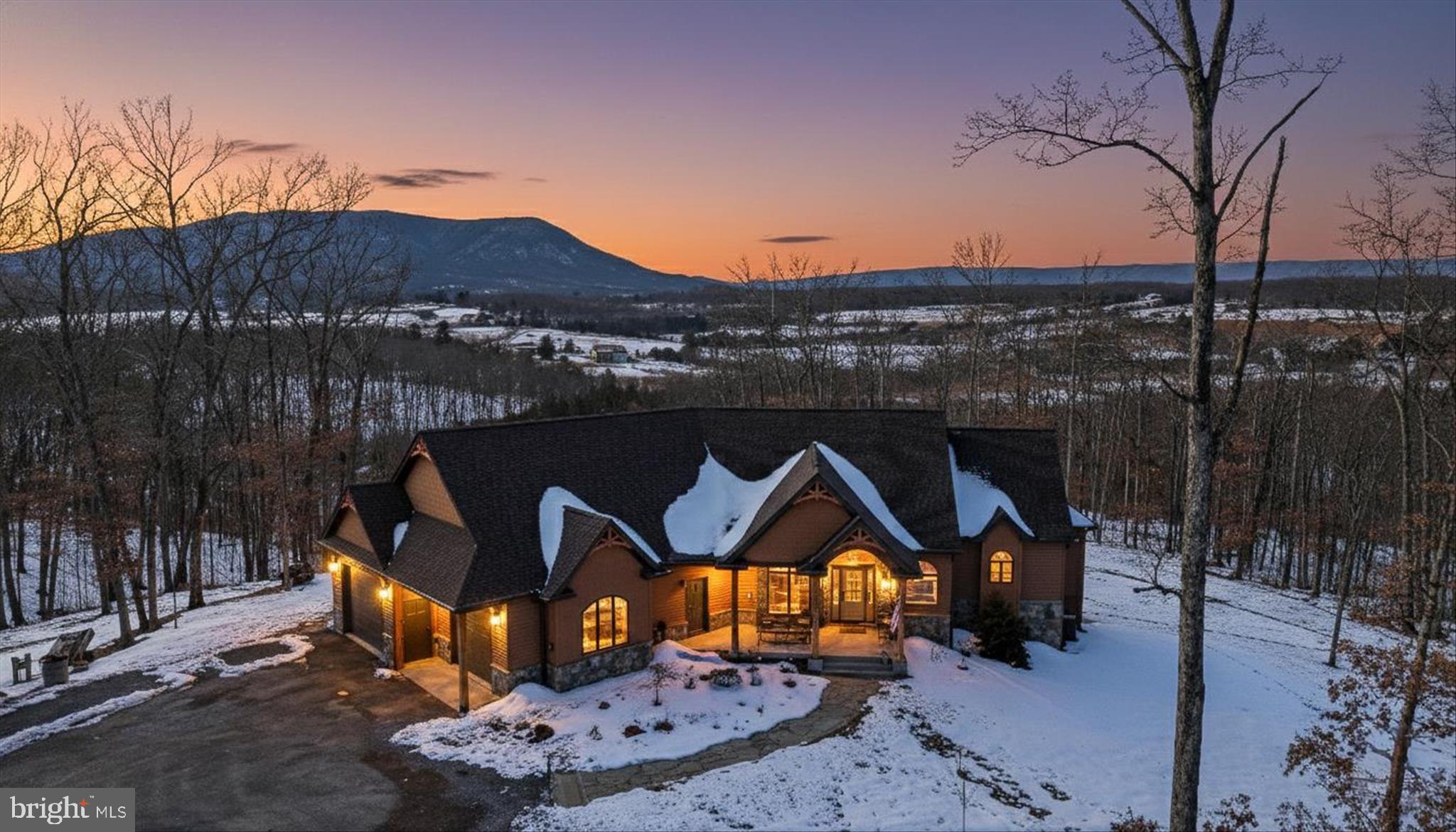 ESTATES AT LAKE JOHN - Residential