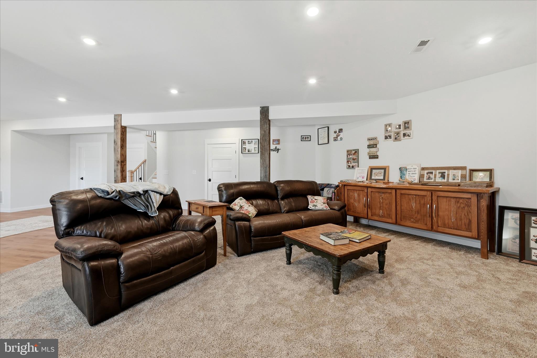 ESTATES AT LAKE JOHN - Residential