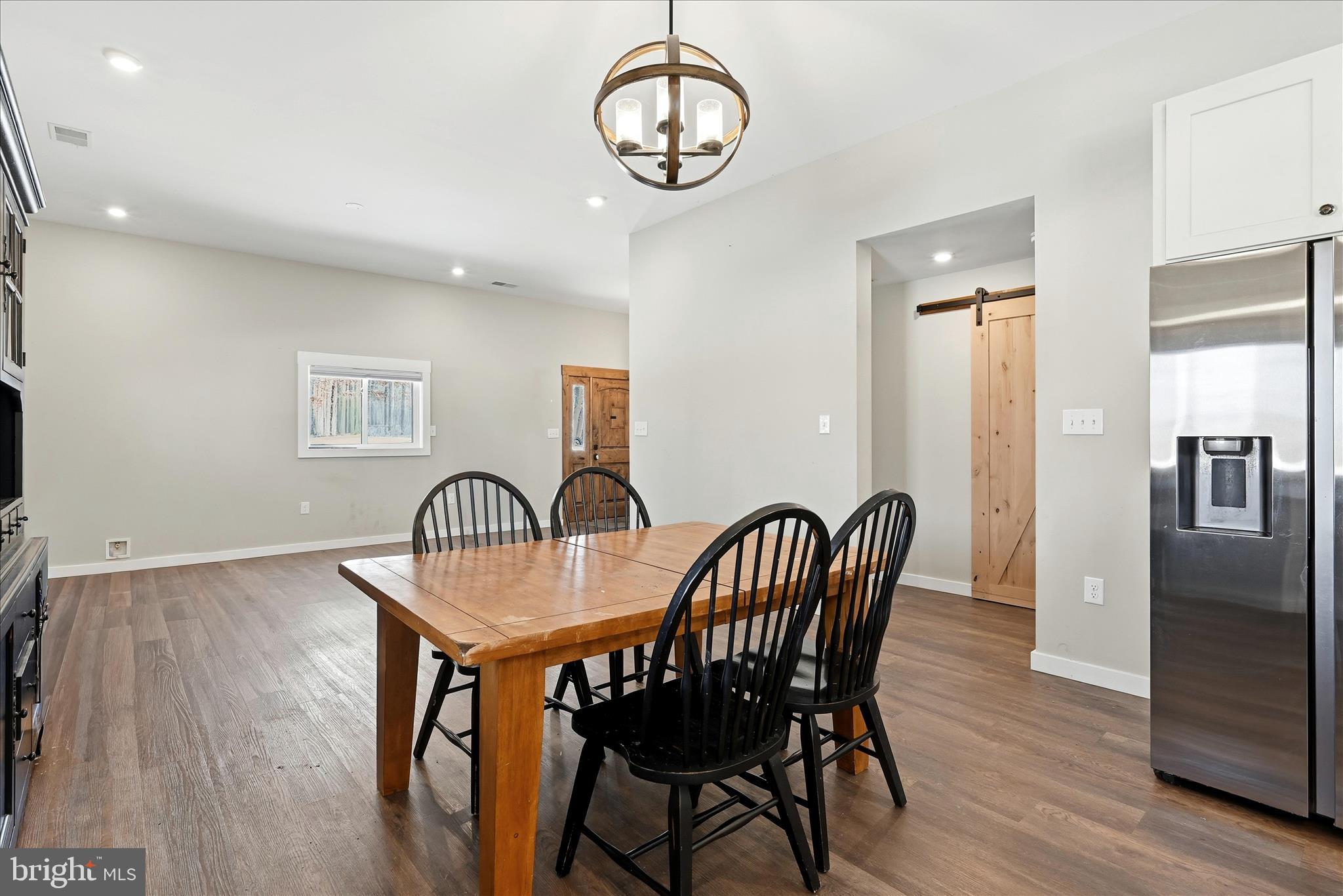 ESTATES AT LAKE JOHN - Residential