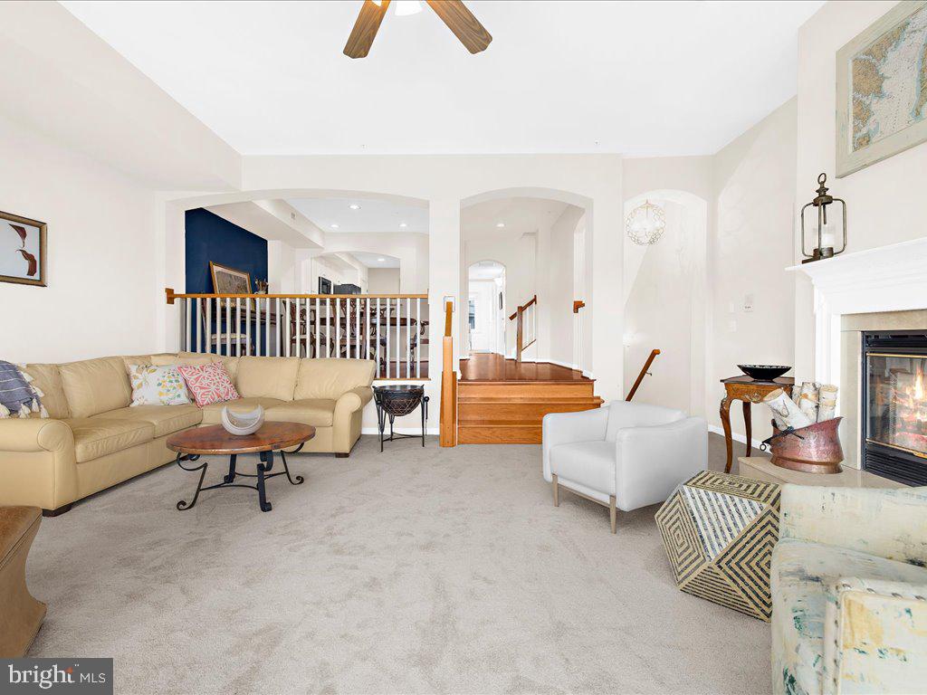 CHESAPEAKE HARBOUR - Residential