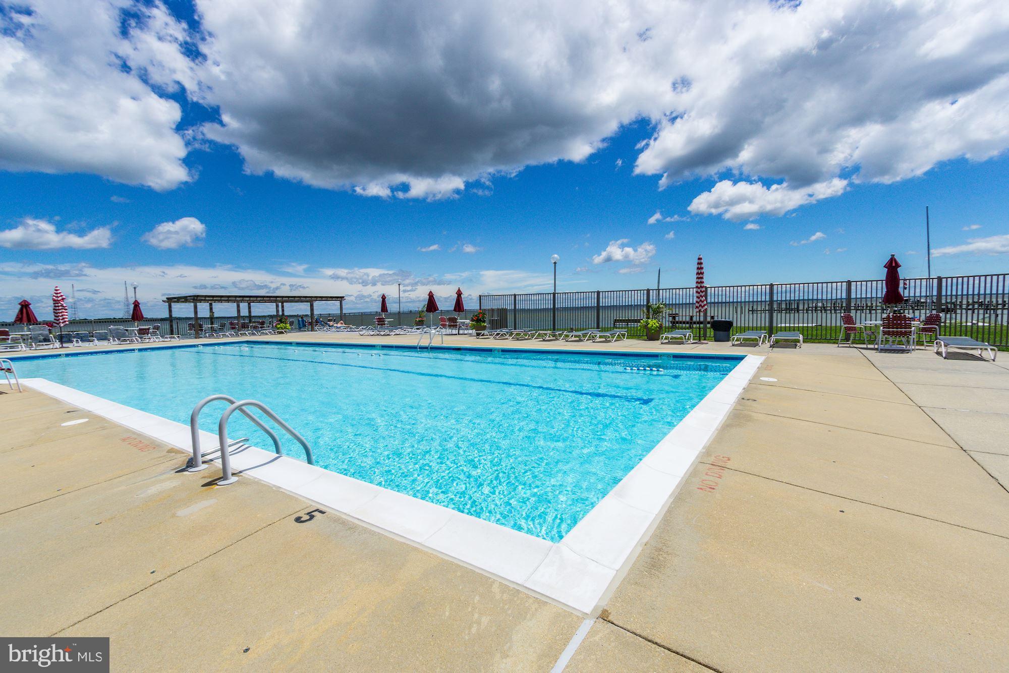 CHESAPEAKE HARBOUR - Residential