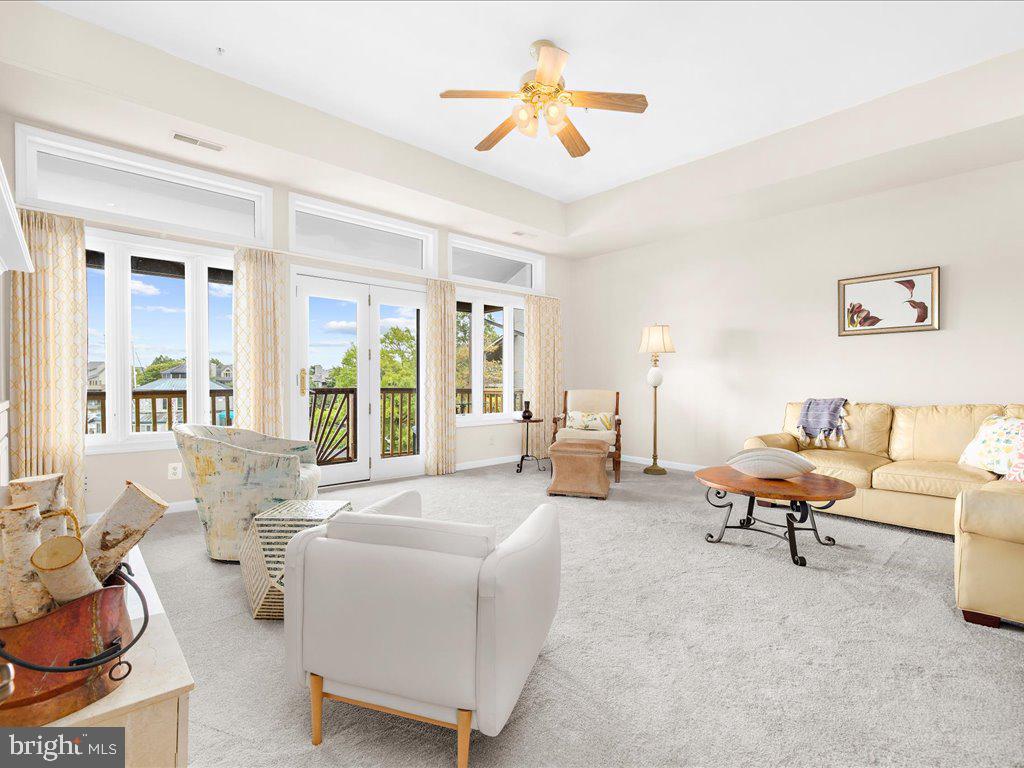 CHESAPEAKE HARBOUR - Residential