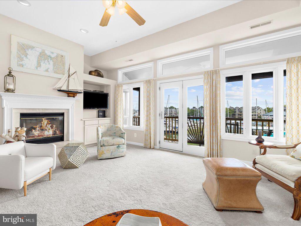CHESAPEAKE HARBOUR - Residential