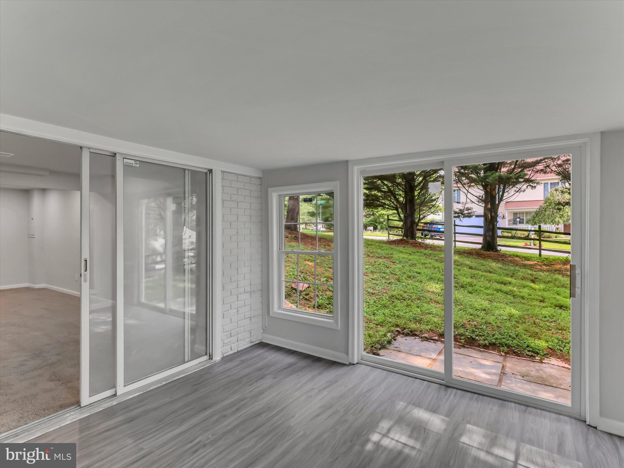 GREEN HILLS - Residential