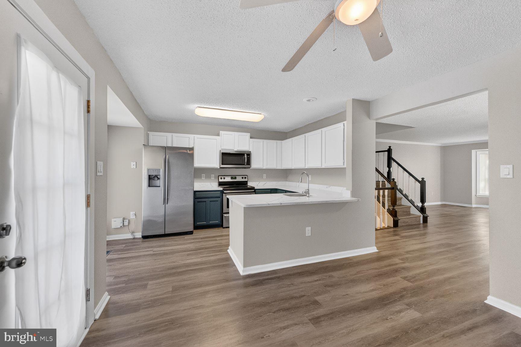 LAKE RIDGE - Residential