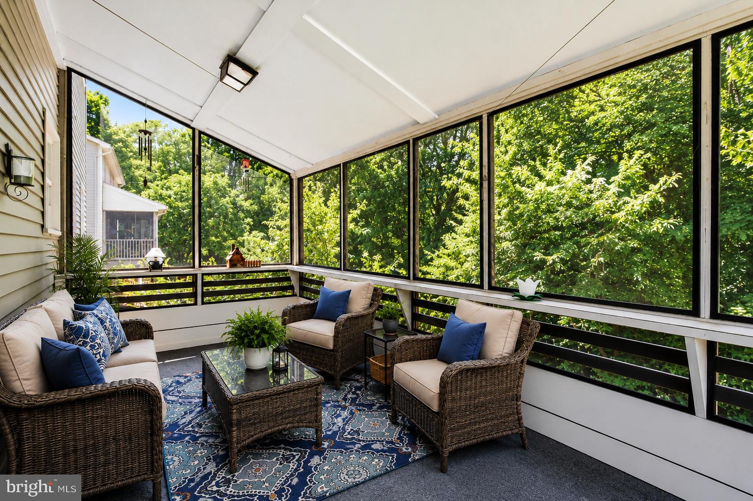APPLE GREENE - Residential