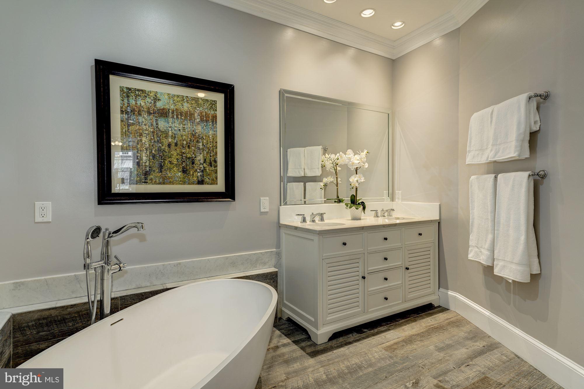 GEORGETOWN - Residential