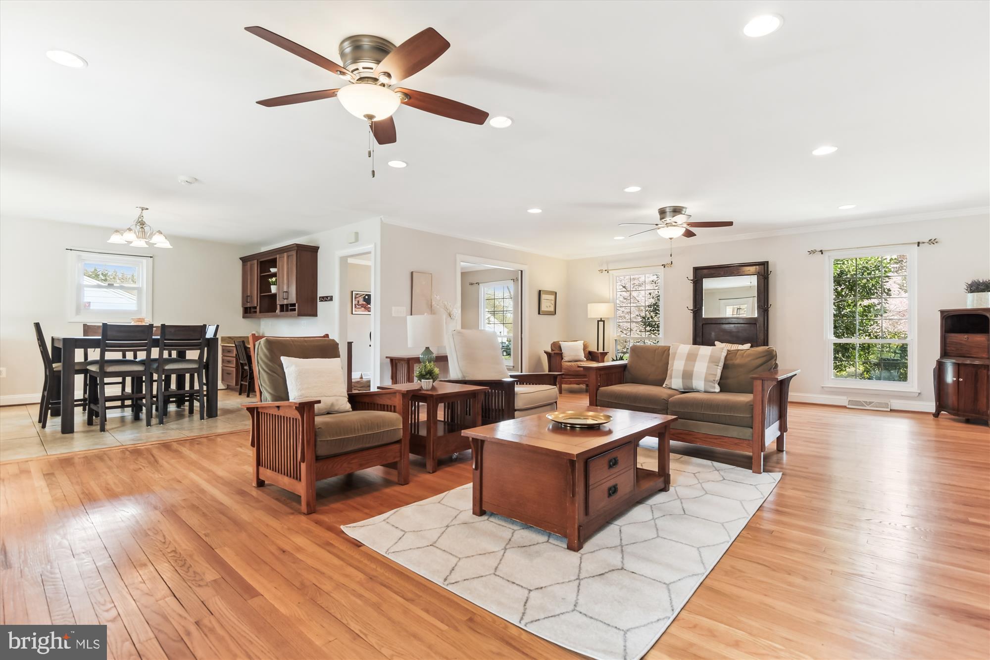 STONEWALL PARK - Residential