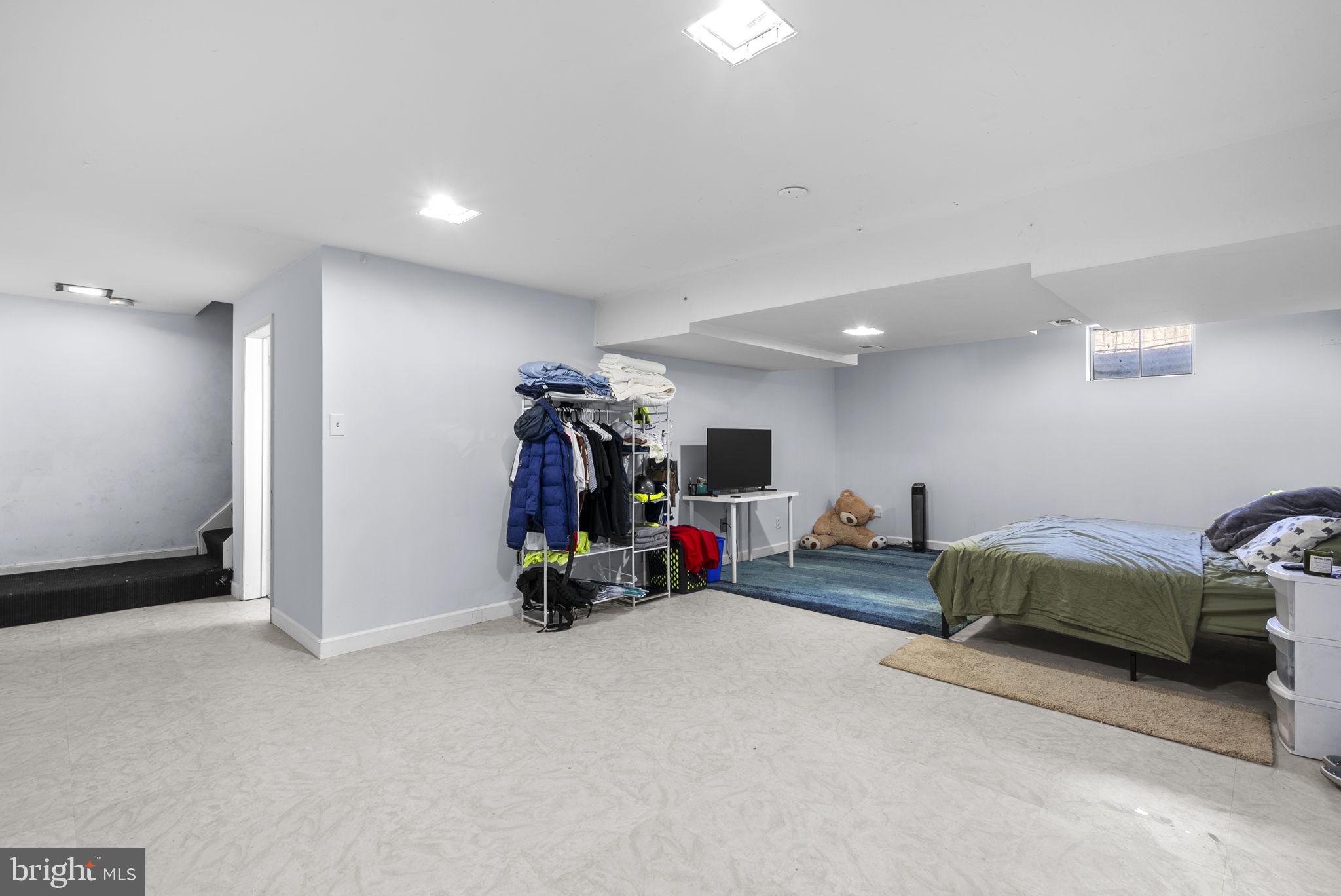 MEADOWVALE - Residential
