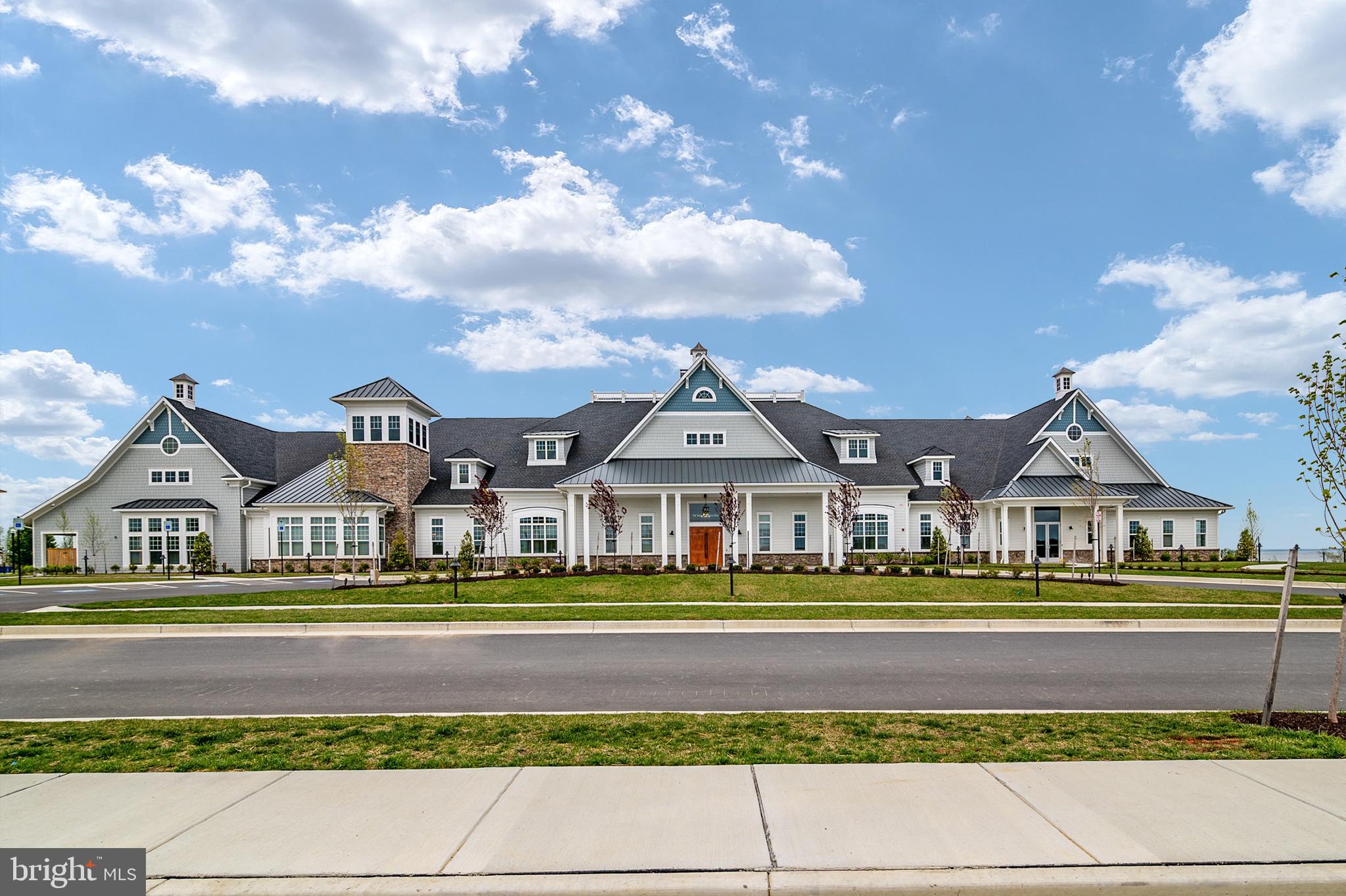 FOUR SEASONS AT KENT ISLAND - Residential