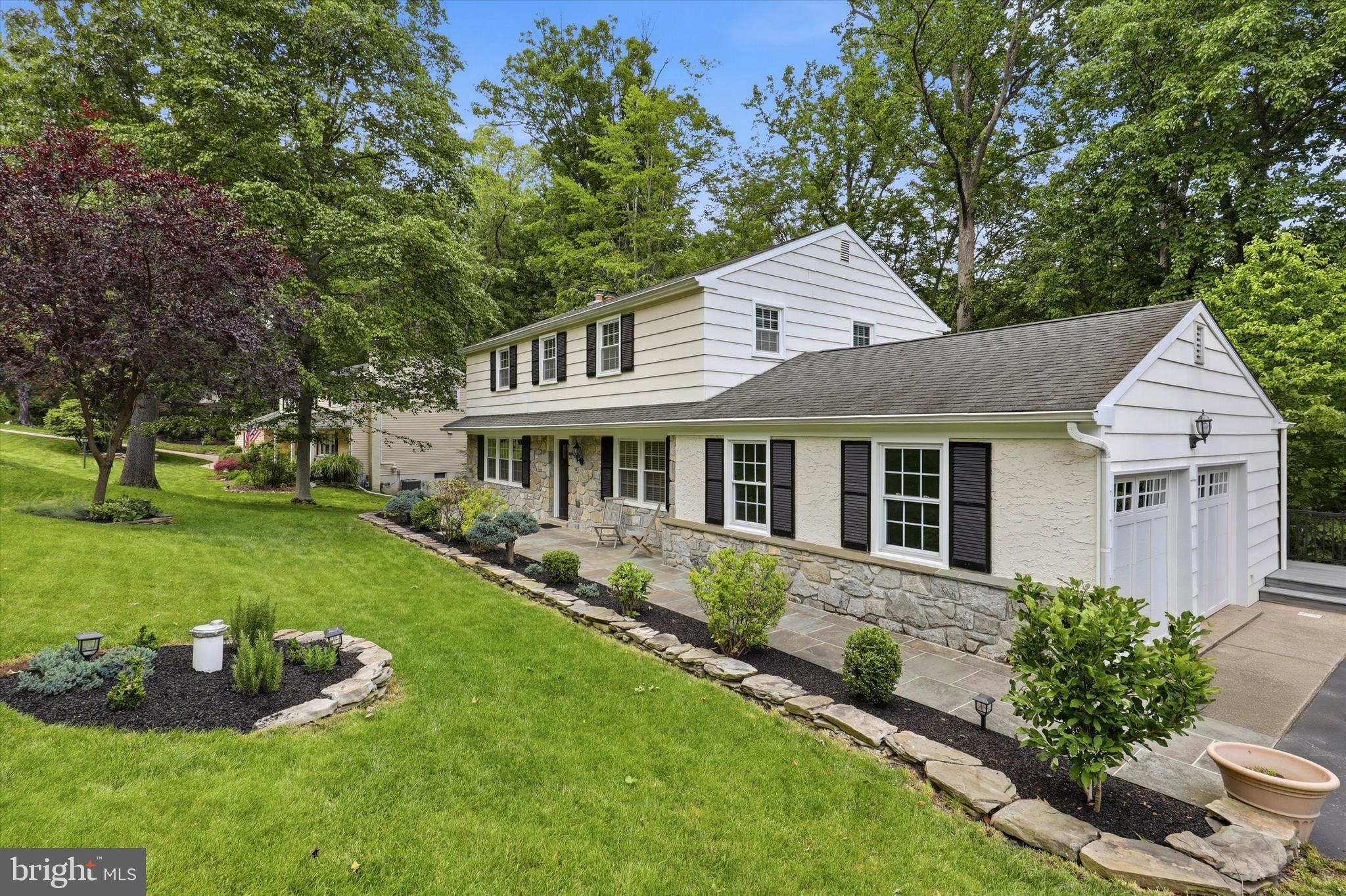 INDIAN HILL - Residential