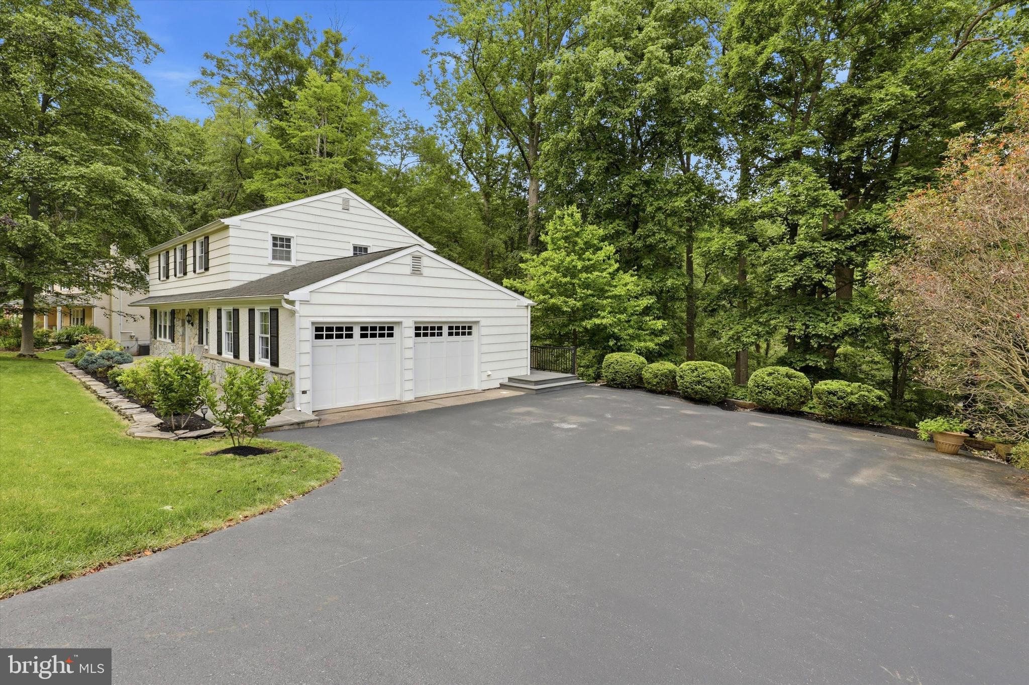 INDIAN HILL - Residential