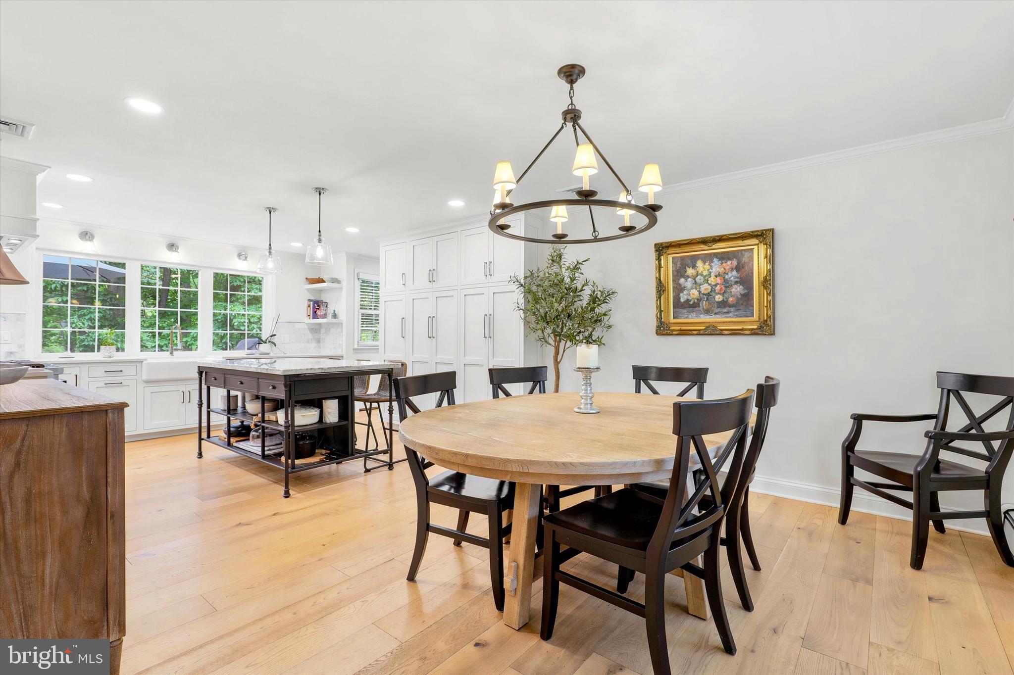 INDIAN HILL - Residential