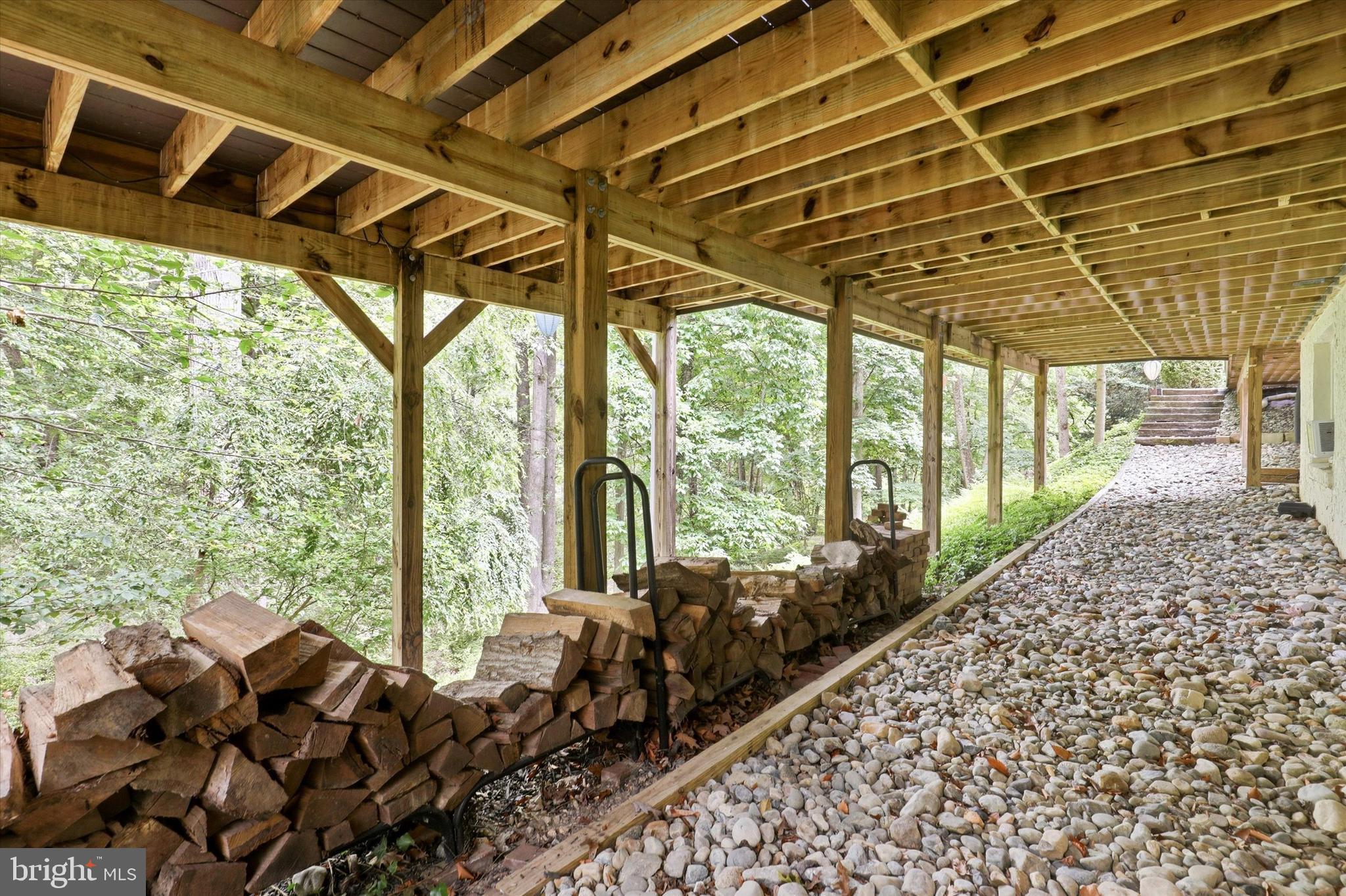 INDIAN HILL - Residential