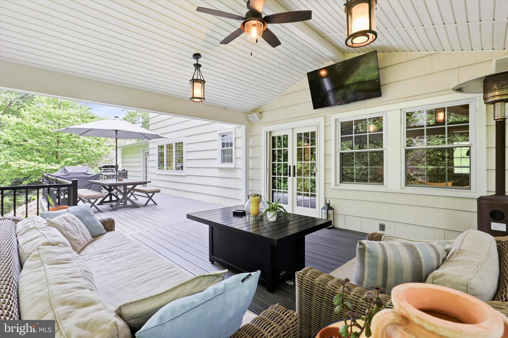 INDIAN HILL - Residential