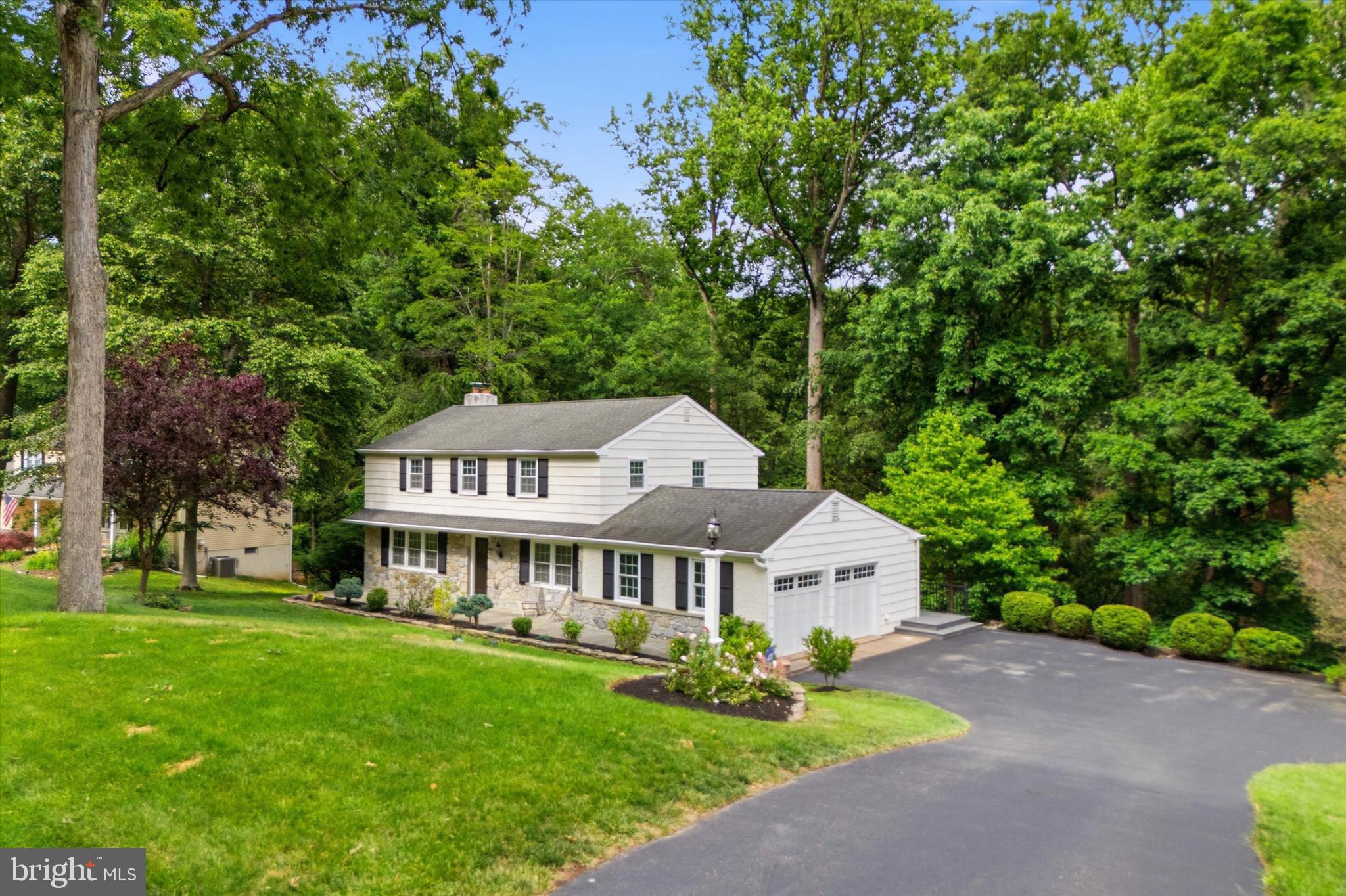 INDIAN HILL - Residential