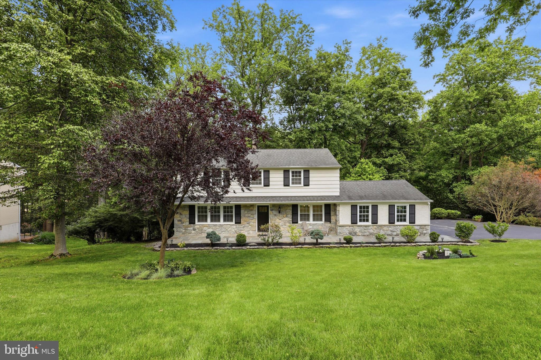 INDIAN HILL - Residential