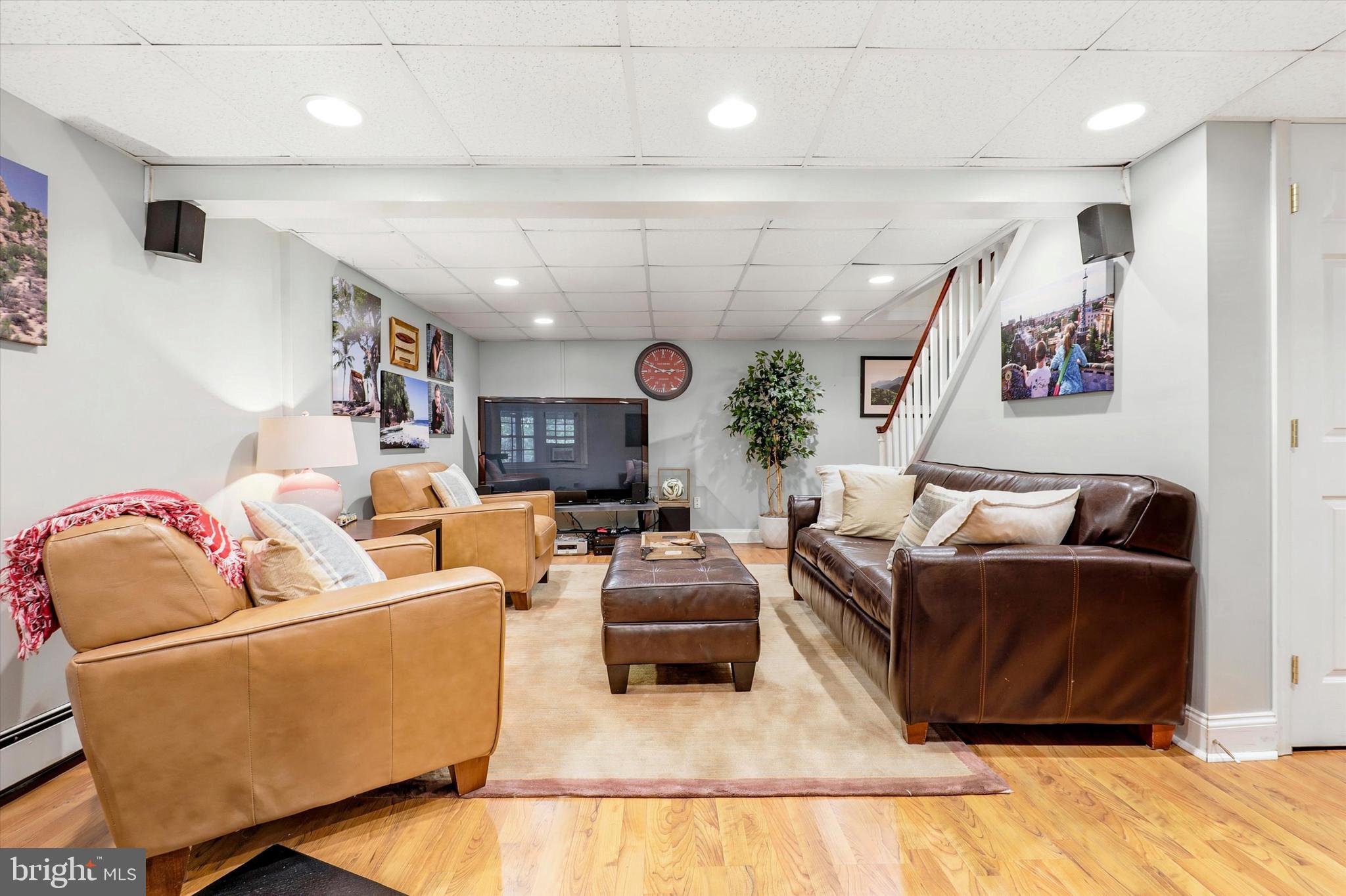 INDIAN HILL - Residential
