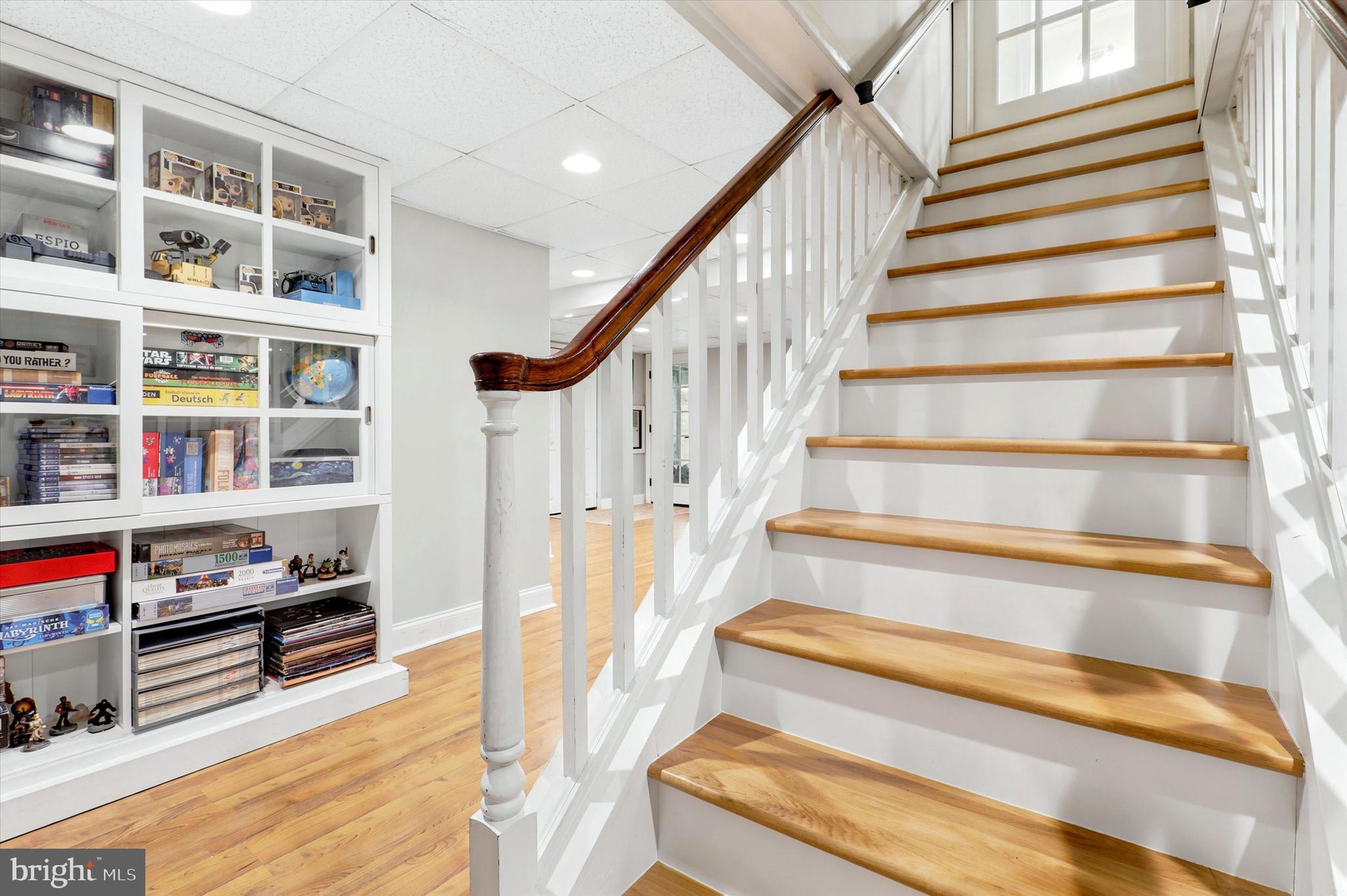 INDIAN HILL - Residential