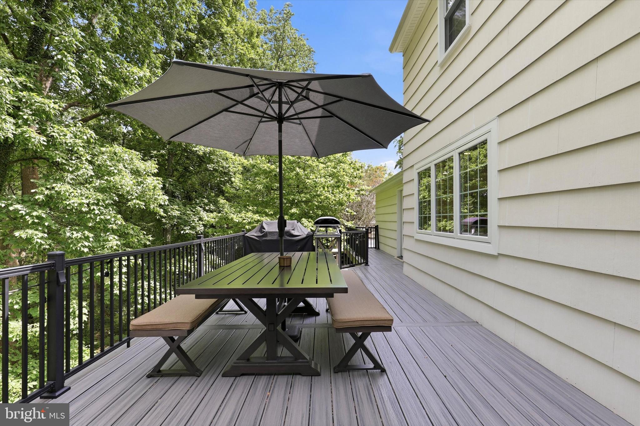 INDIAN HILL - Residential
