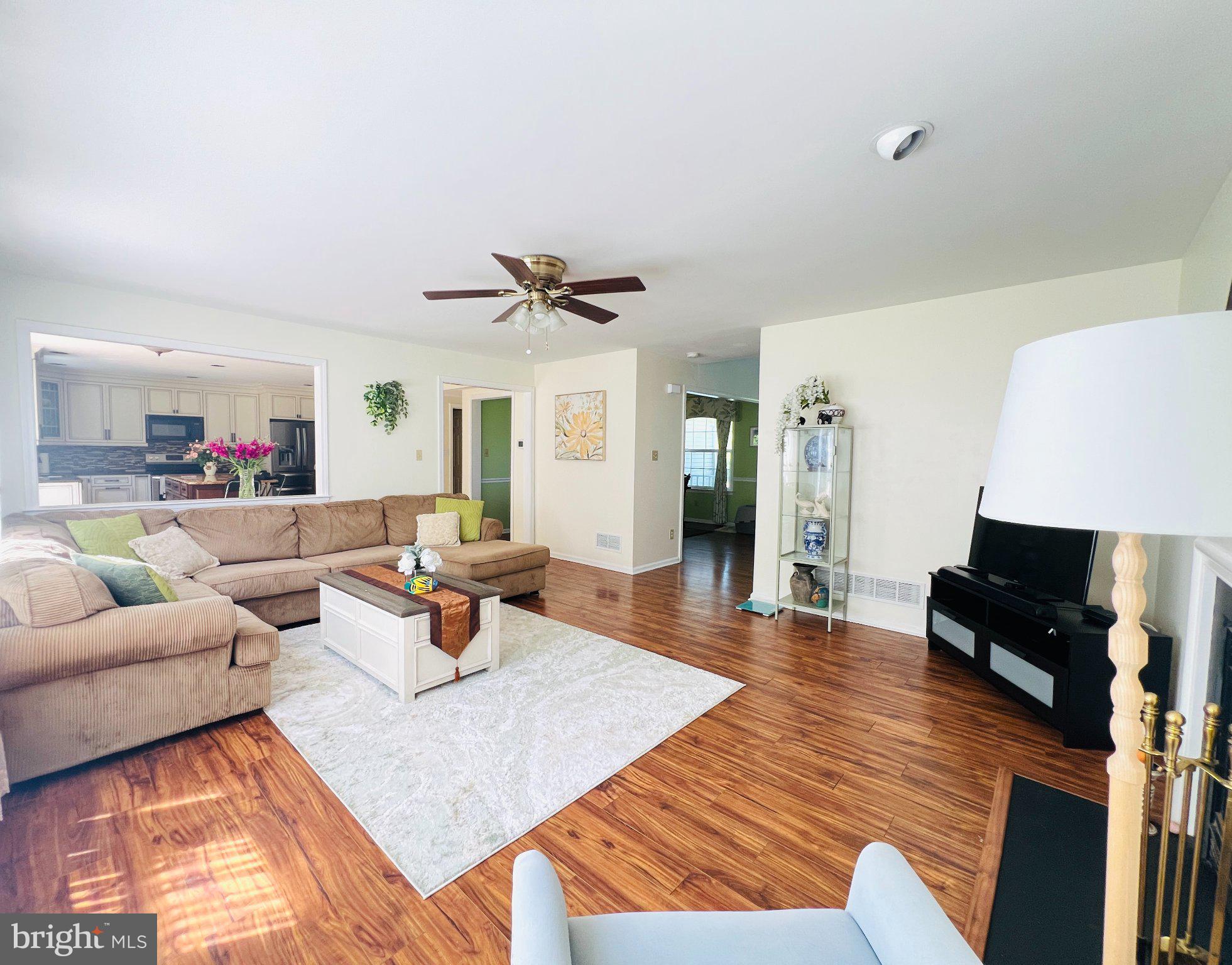 CHELSEA - Residential