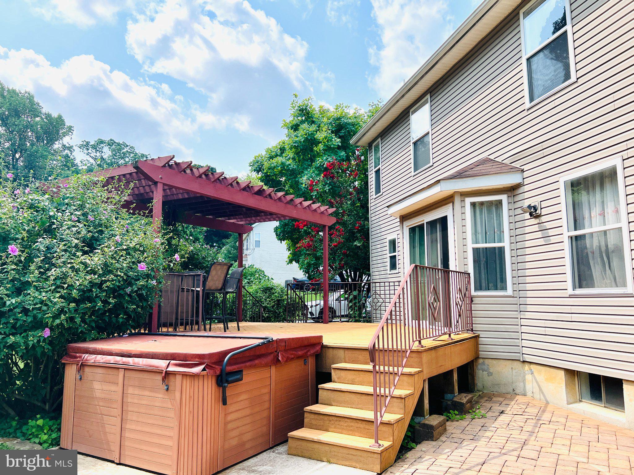 CHELSEA - Residential