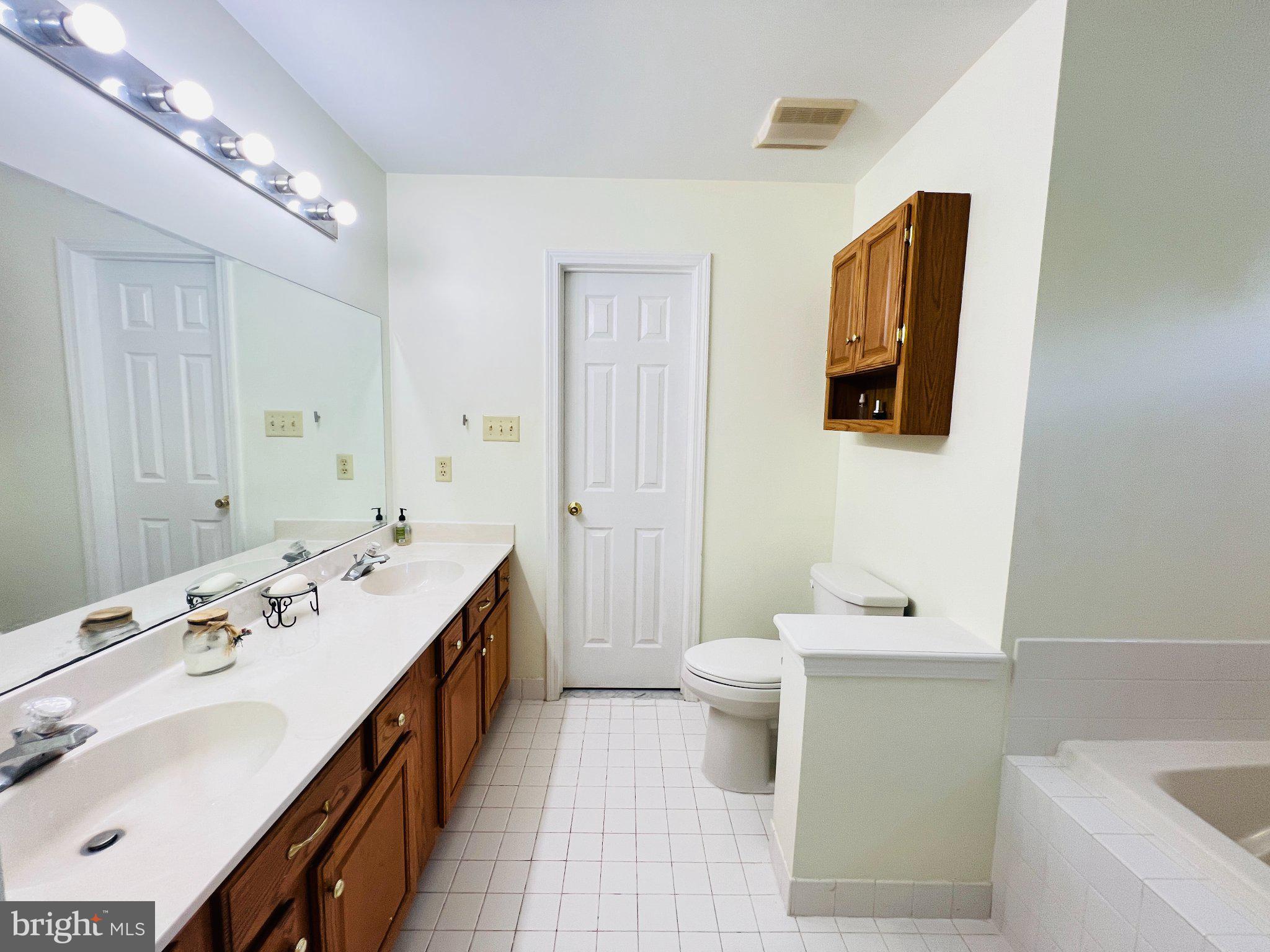 CHELSEA - Residential