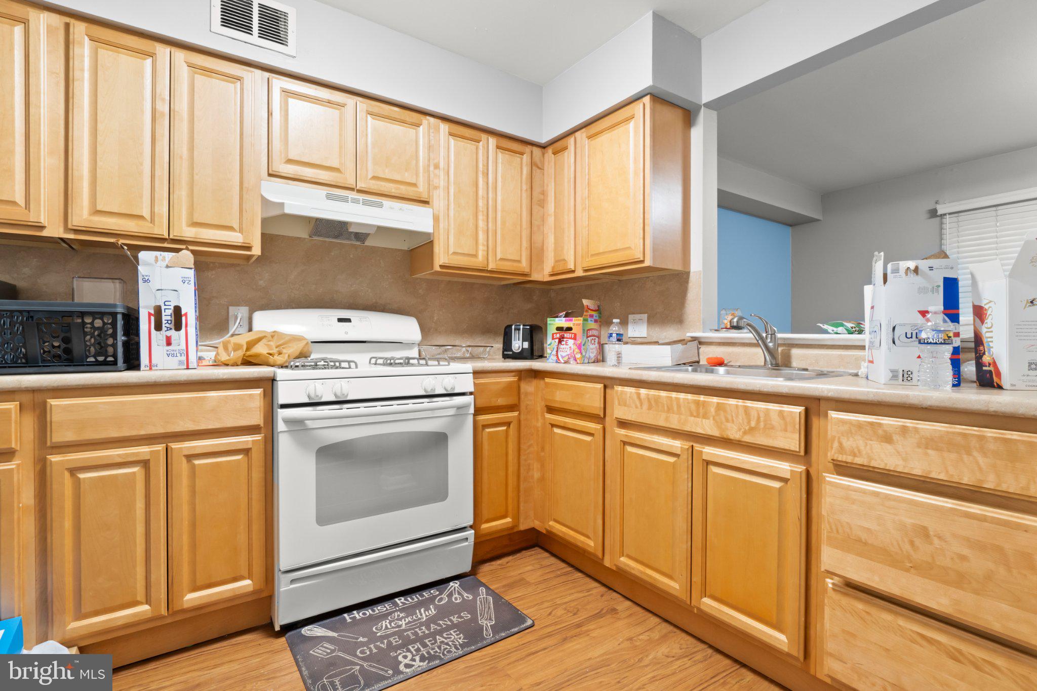 PHILADELPHIA - Residential