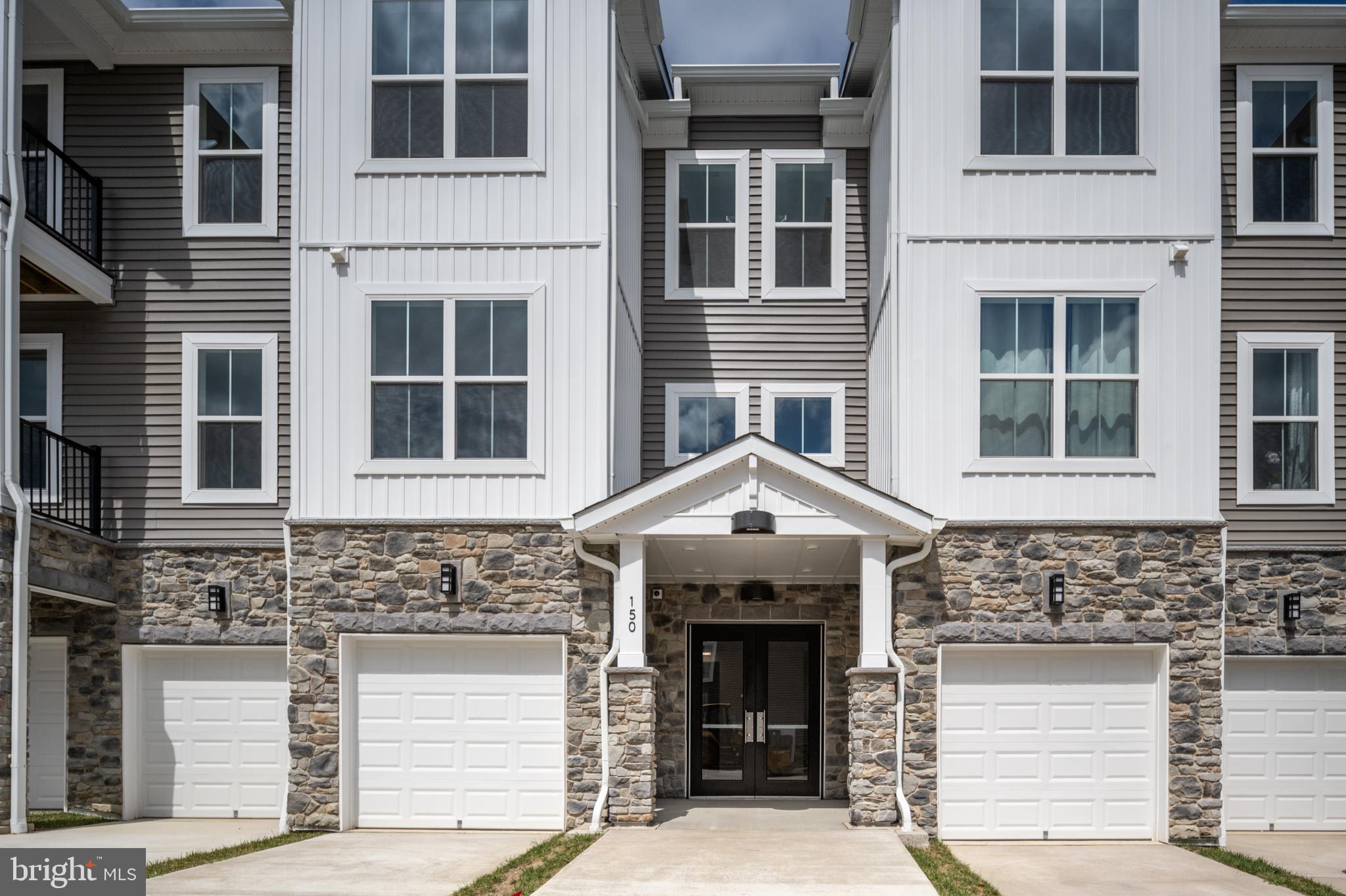 EMBREY MILL - Residential