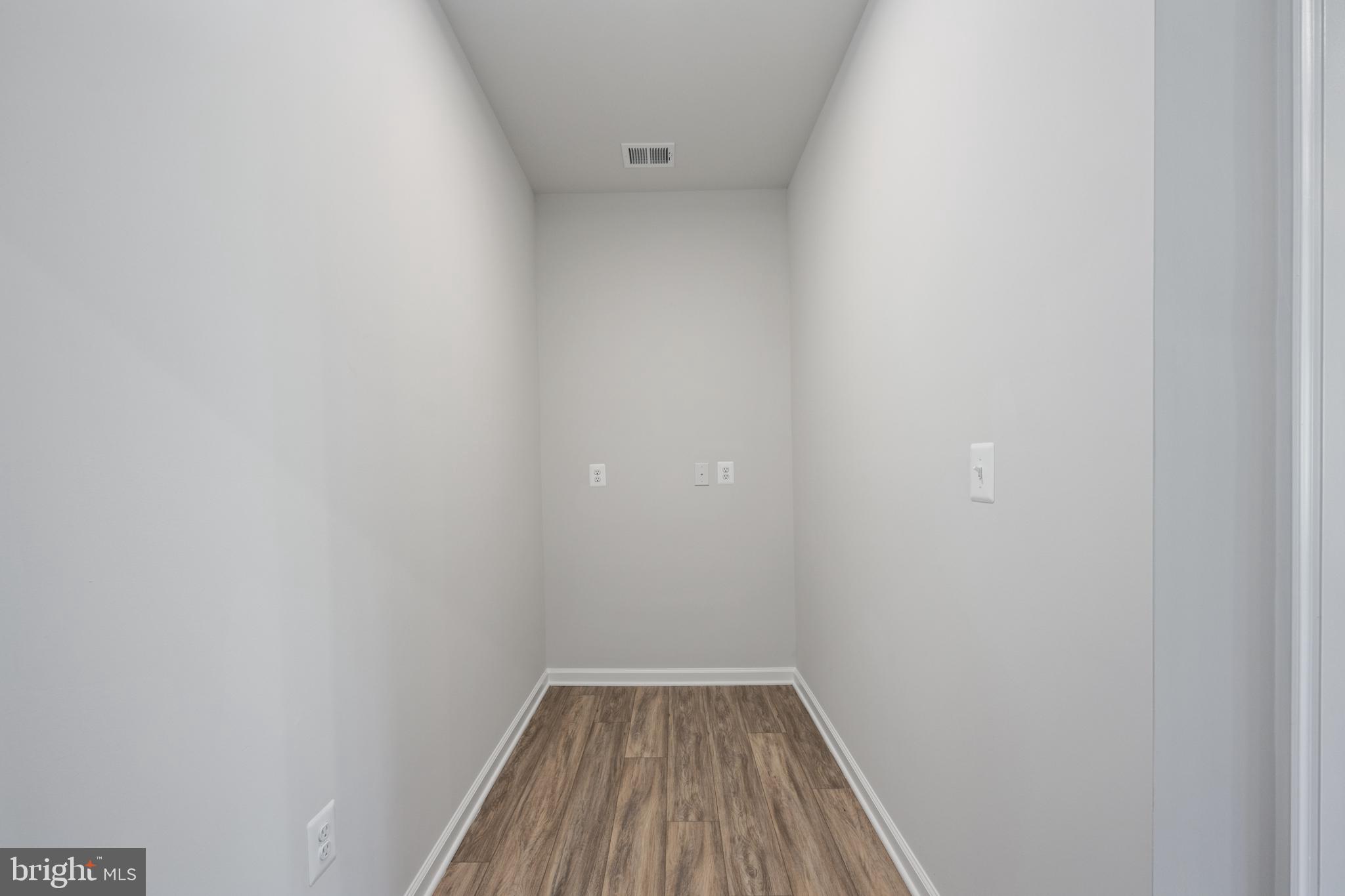 EMBREY MILL - Residential