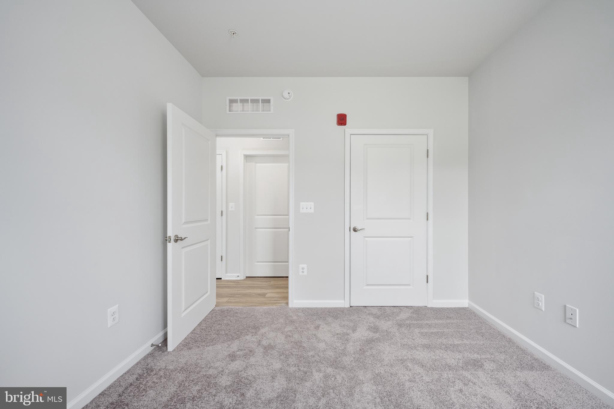 EMBREY MILL - Residential