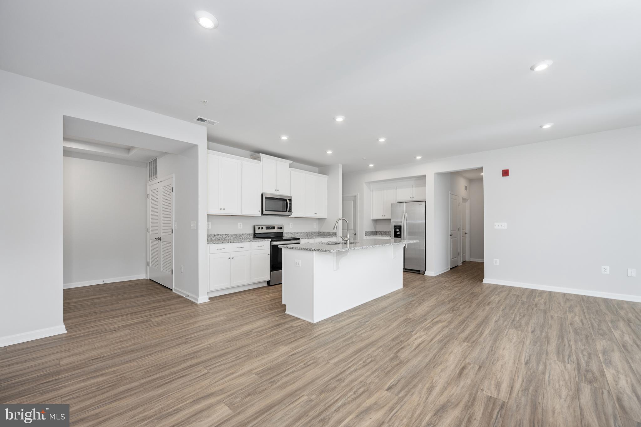 EMBREY MILL - Residential