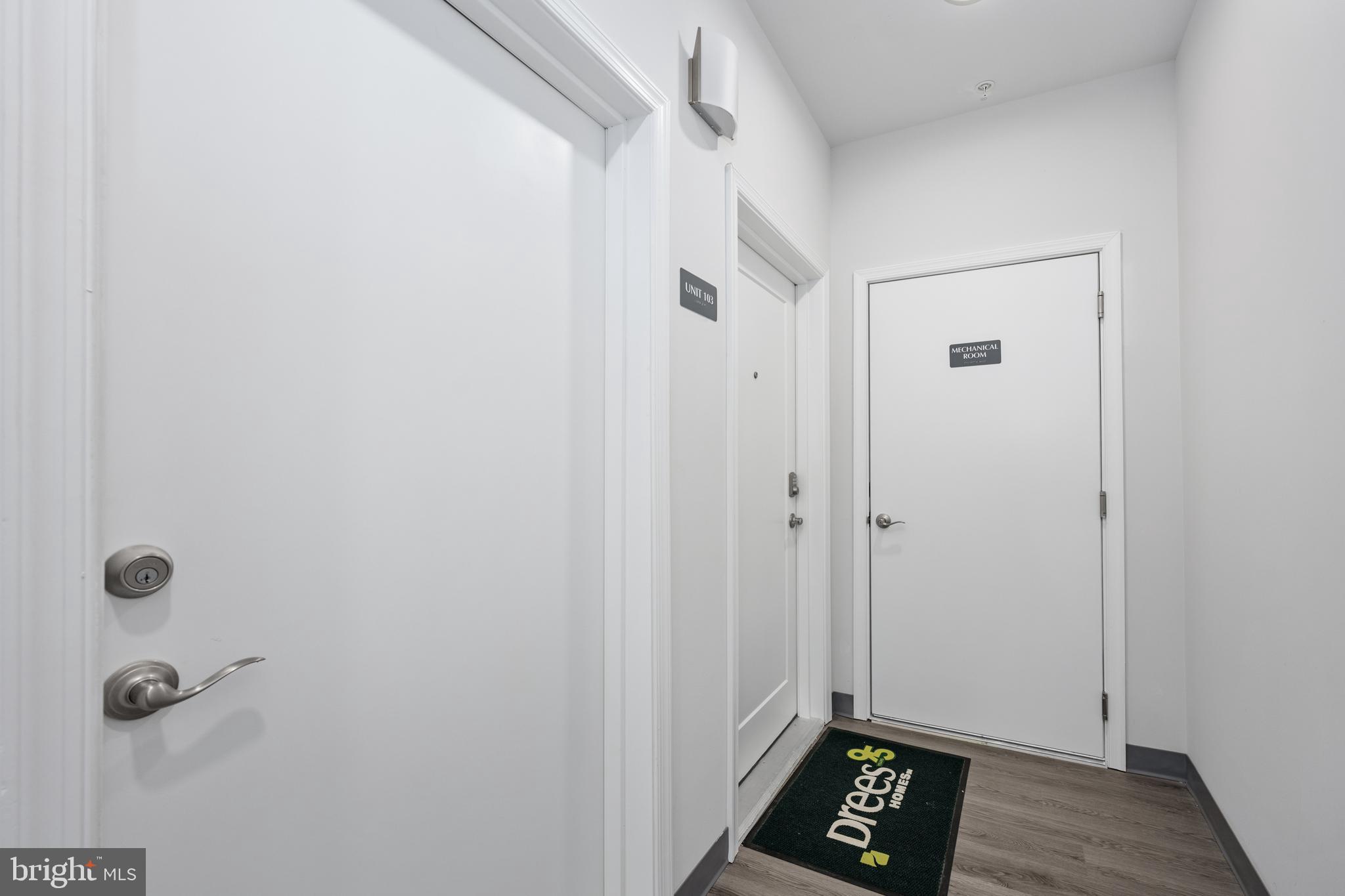 EMBREY MILL - Residential