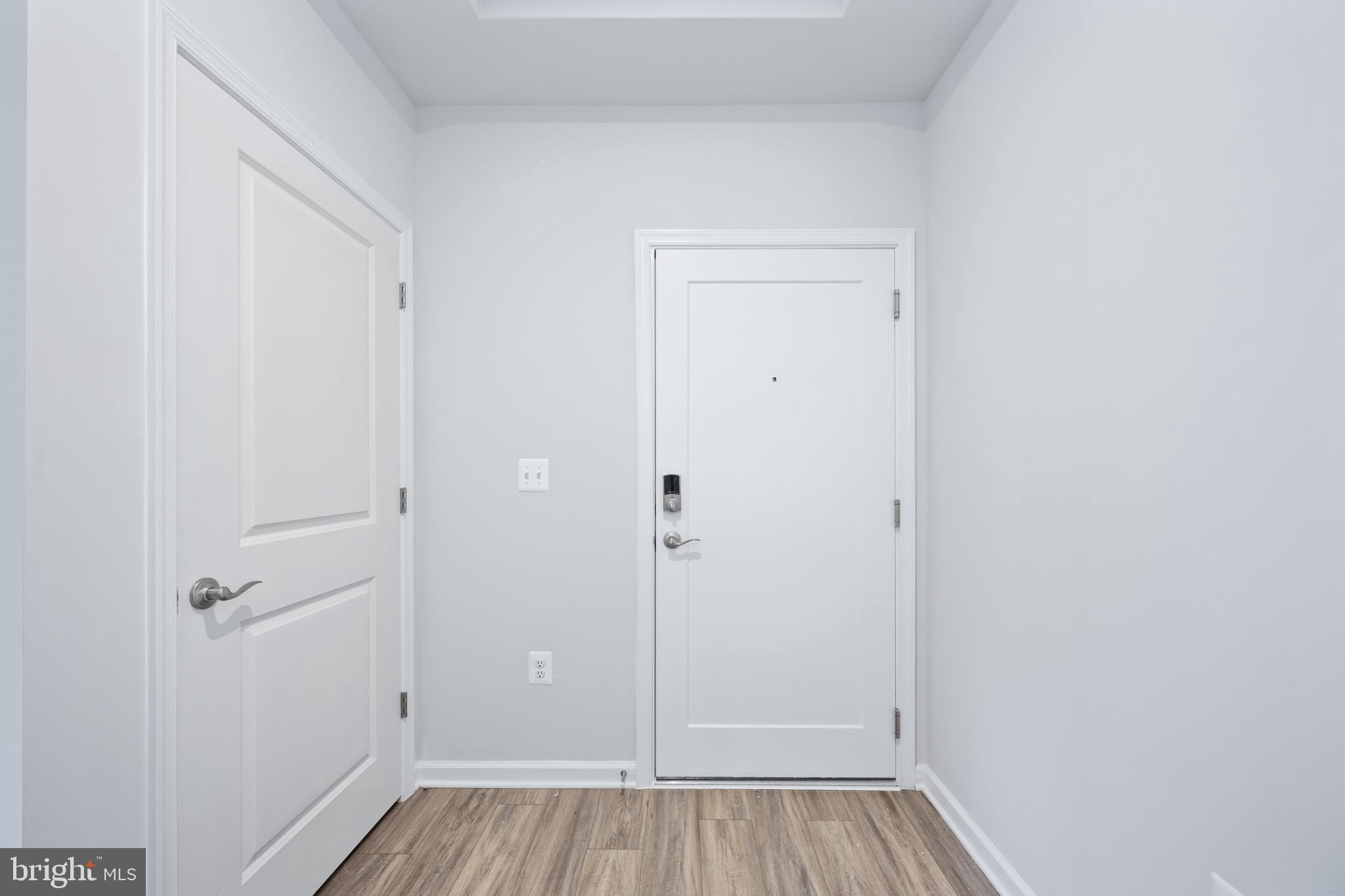 EMBREY MILL - Residential