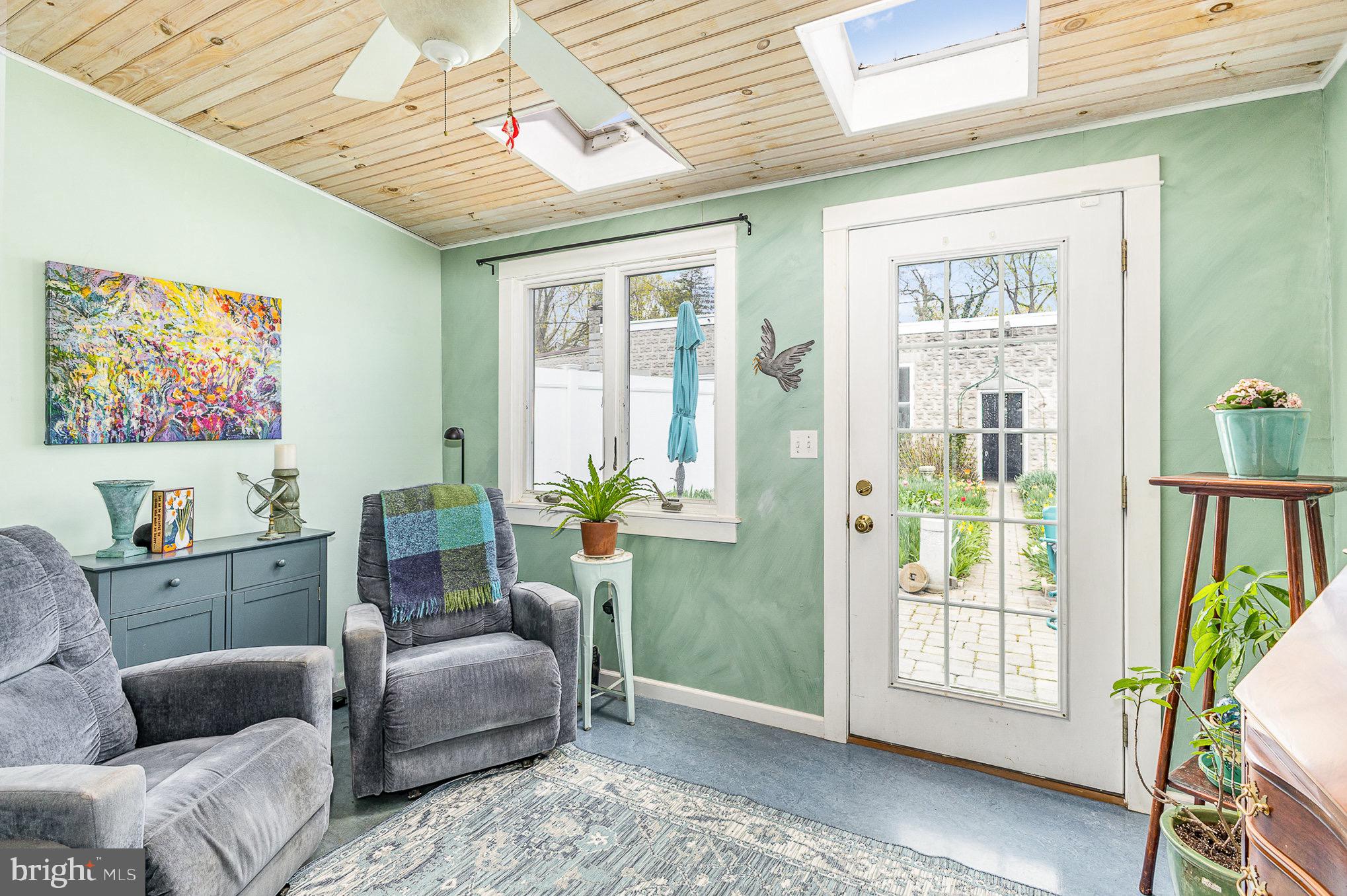 LANCASTER - Residential