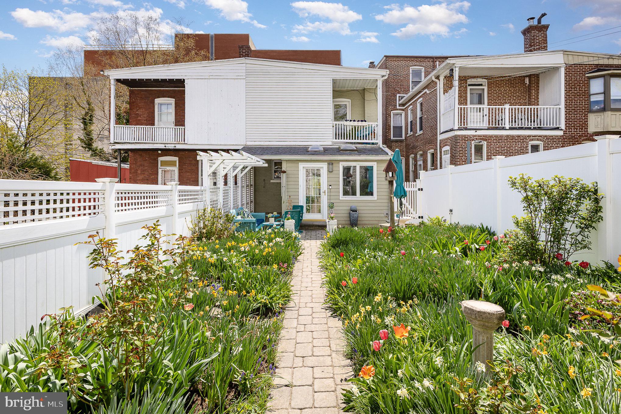 LANCASTER - Residential