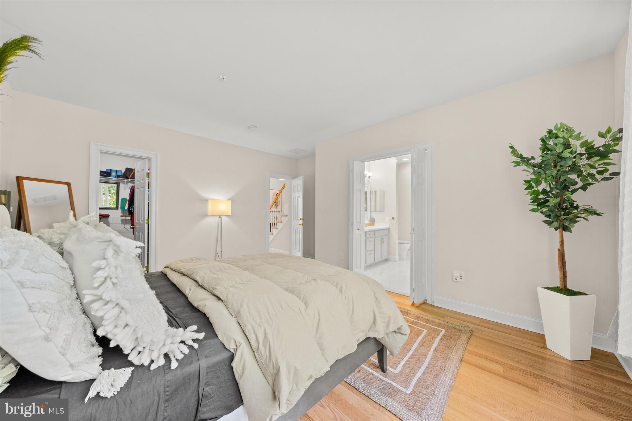 GLENBROOK VILLAGE - Residential