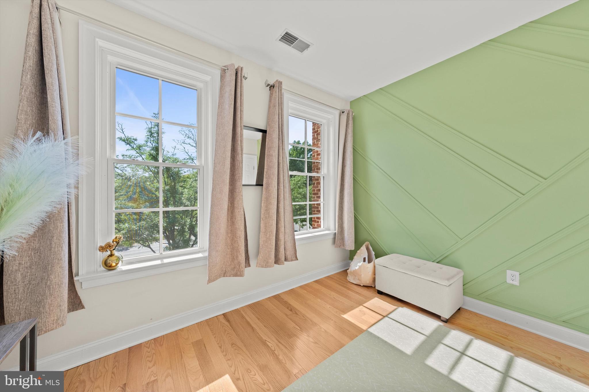 GLENBROOK VILLAGE - Residential