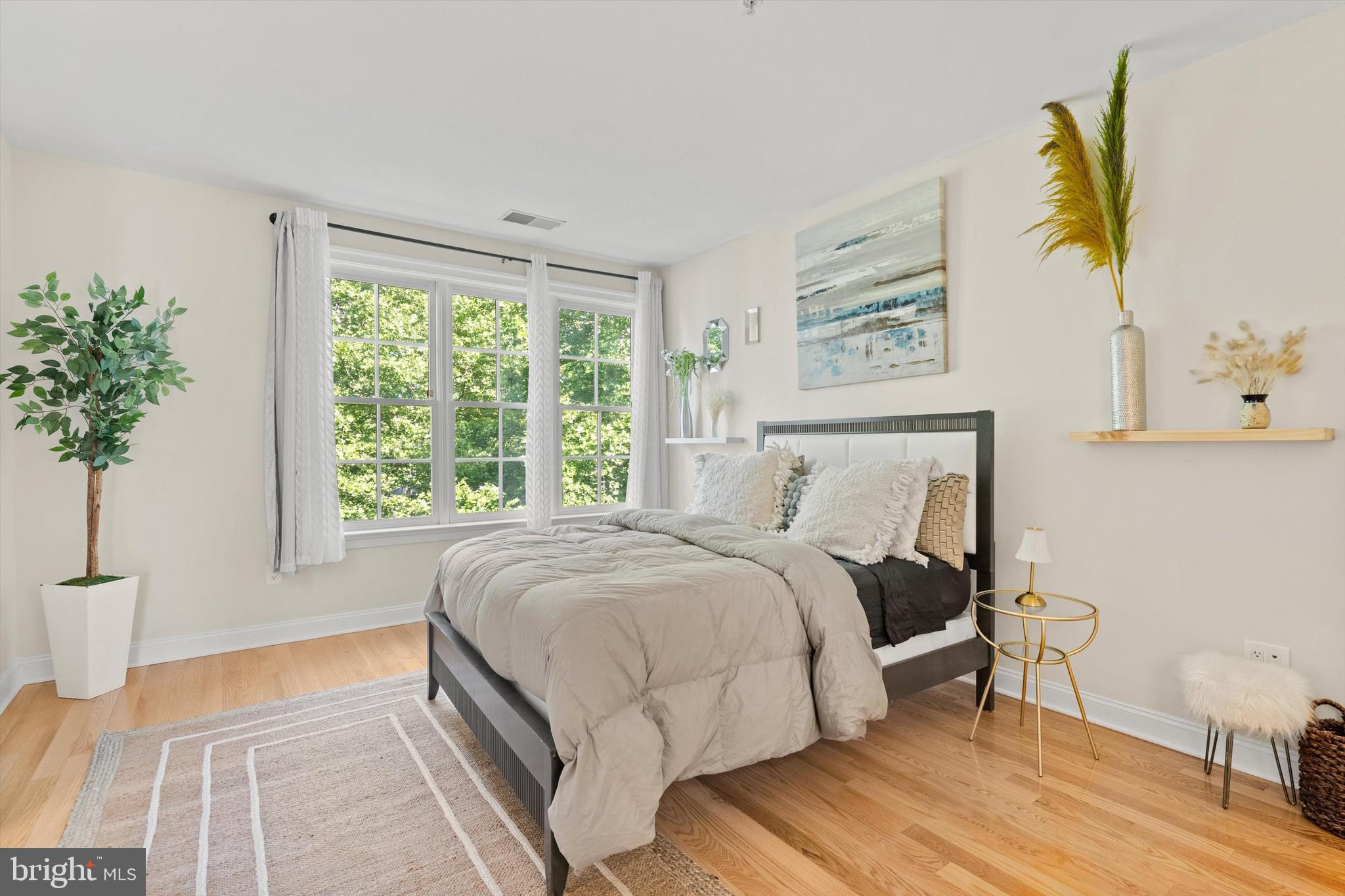GLENBROOK VILLAGE - Residential