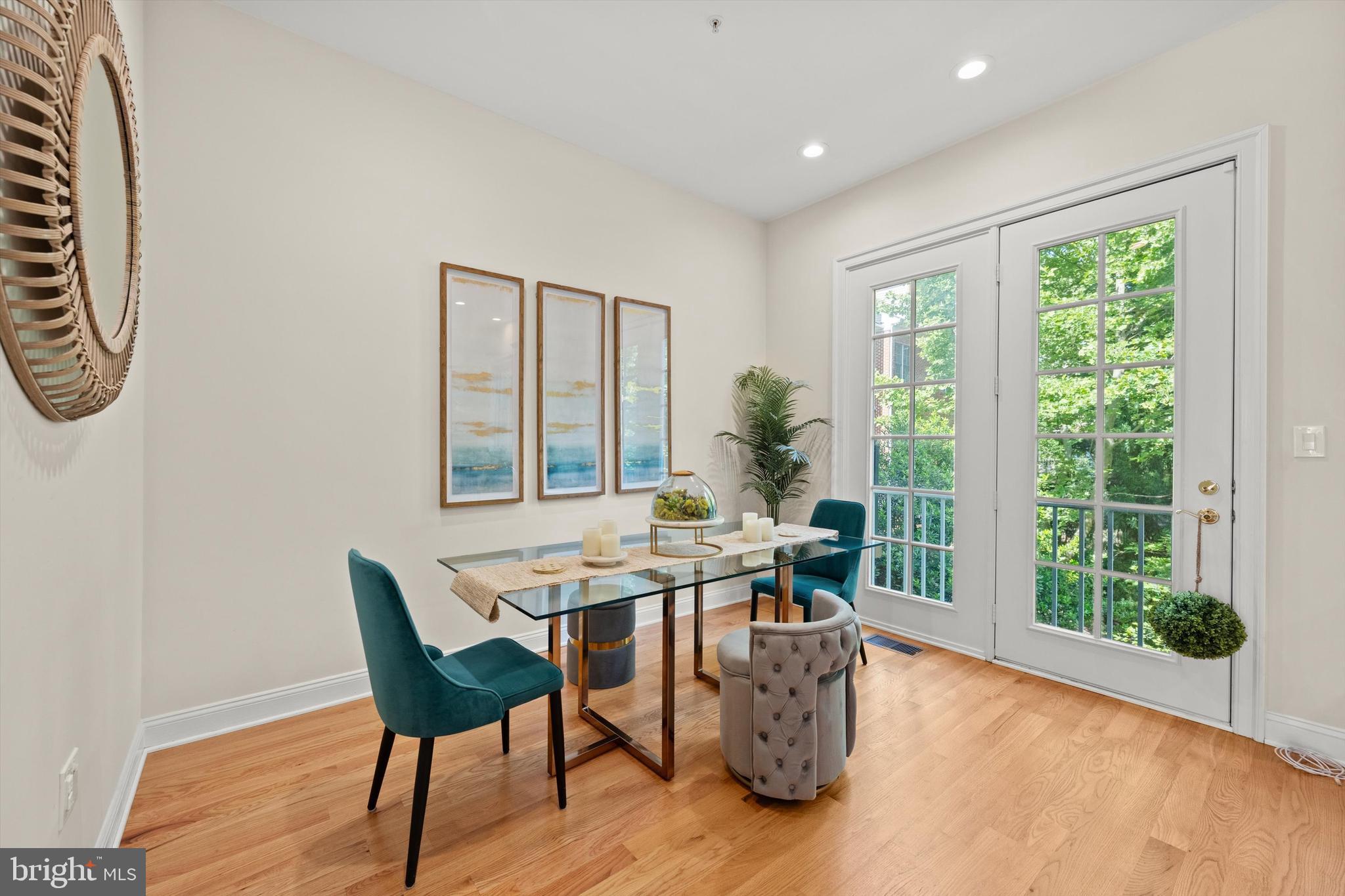 GLENBROOK VILLAGE - Residential