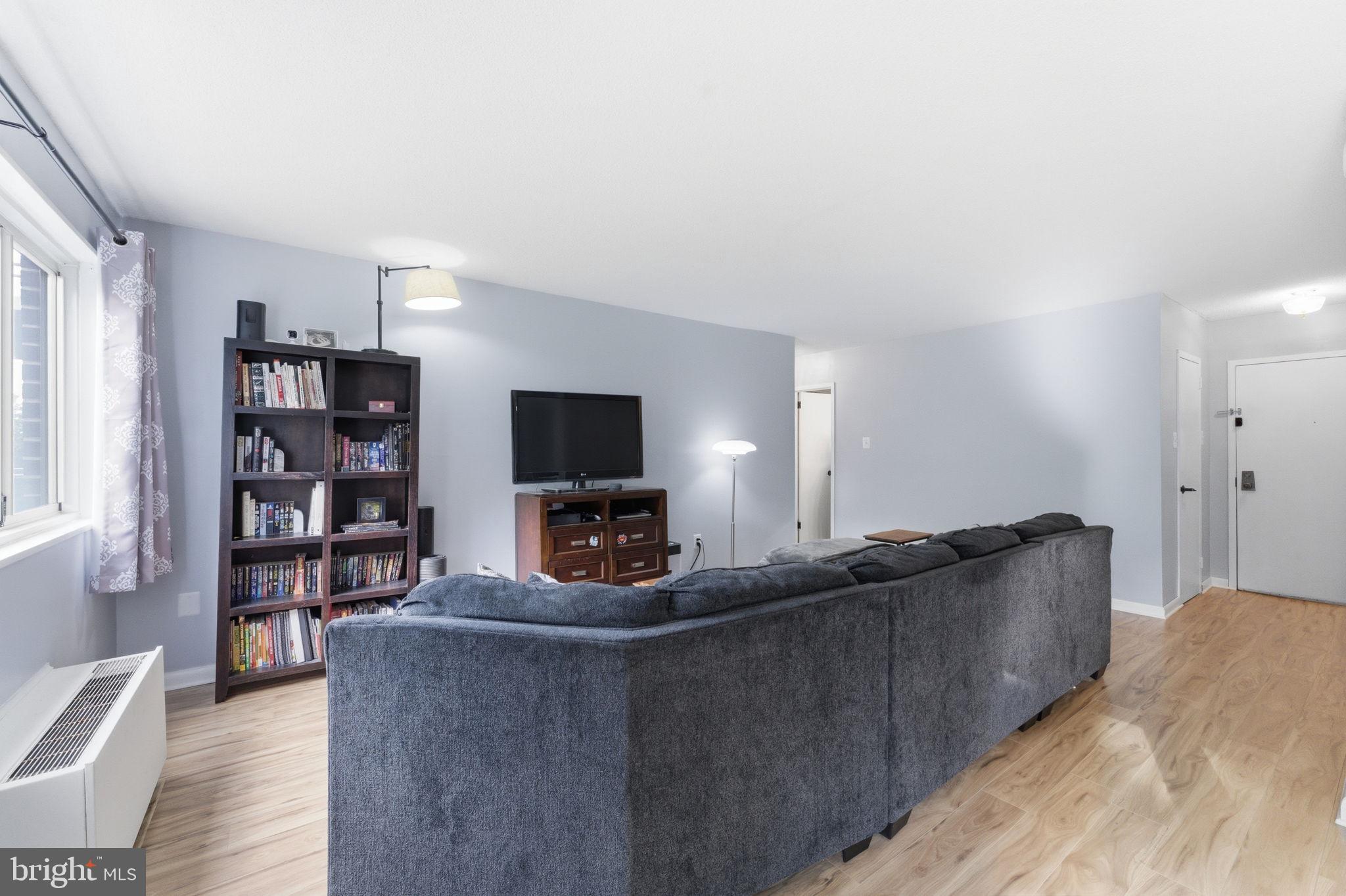 HUNTING CREEK CLUB CONDOMINIUMS - Residential