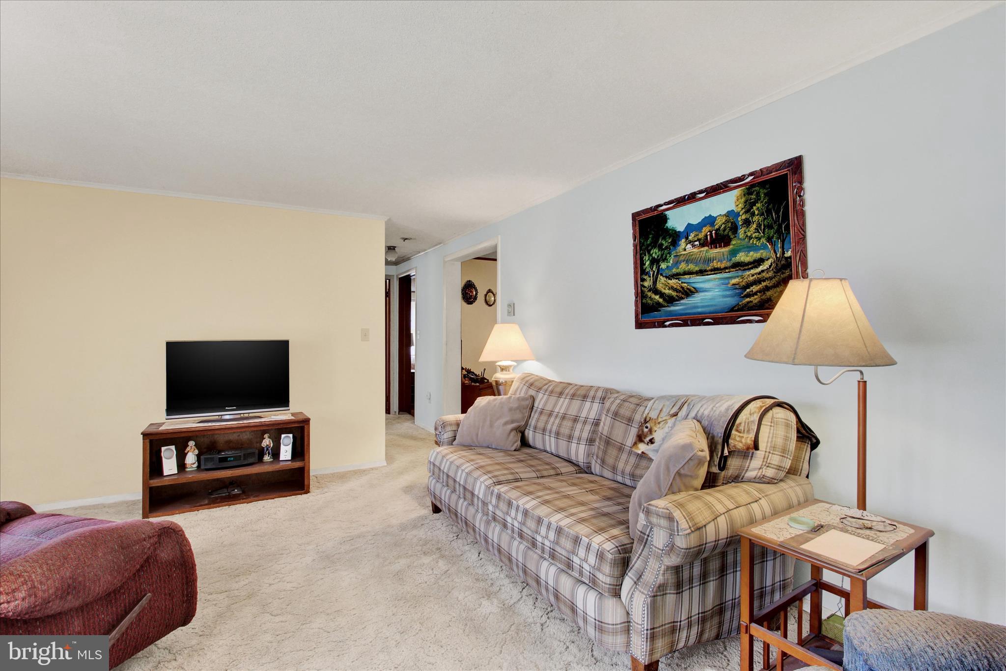 OXFORD ESTATES - Residential