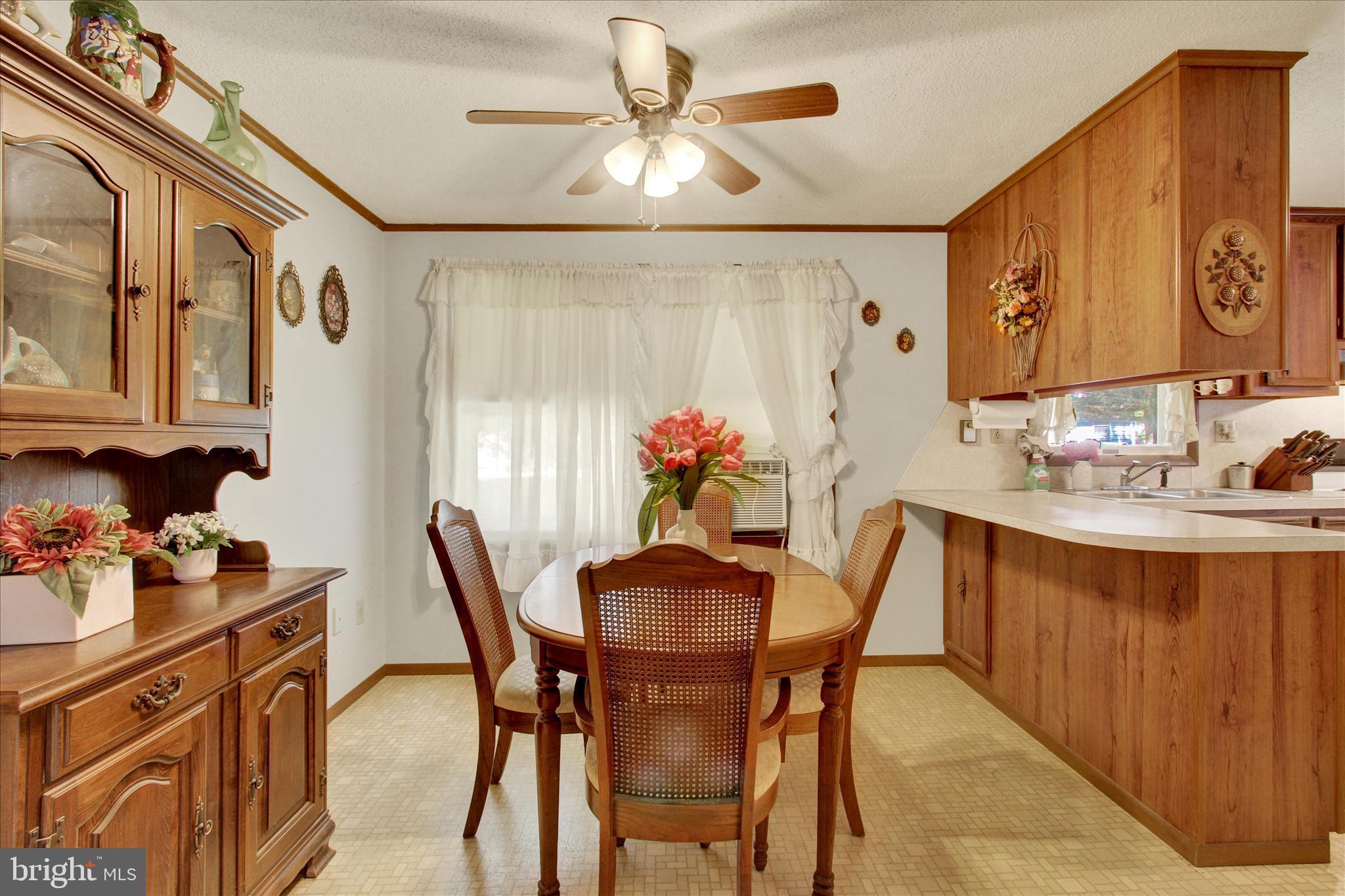 OXFORD ESTATES - Residential