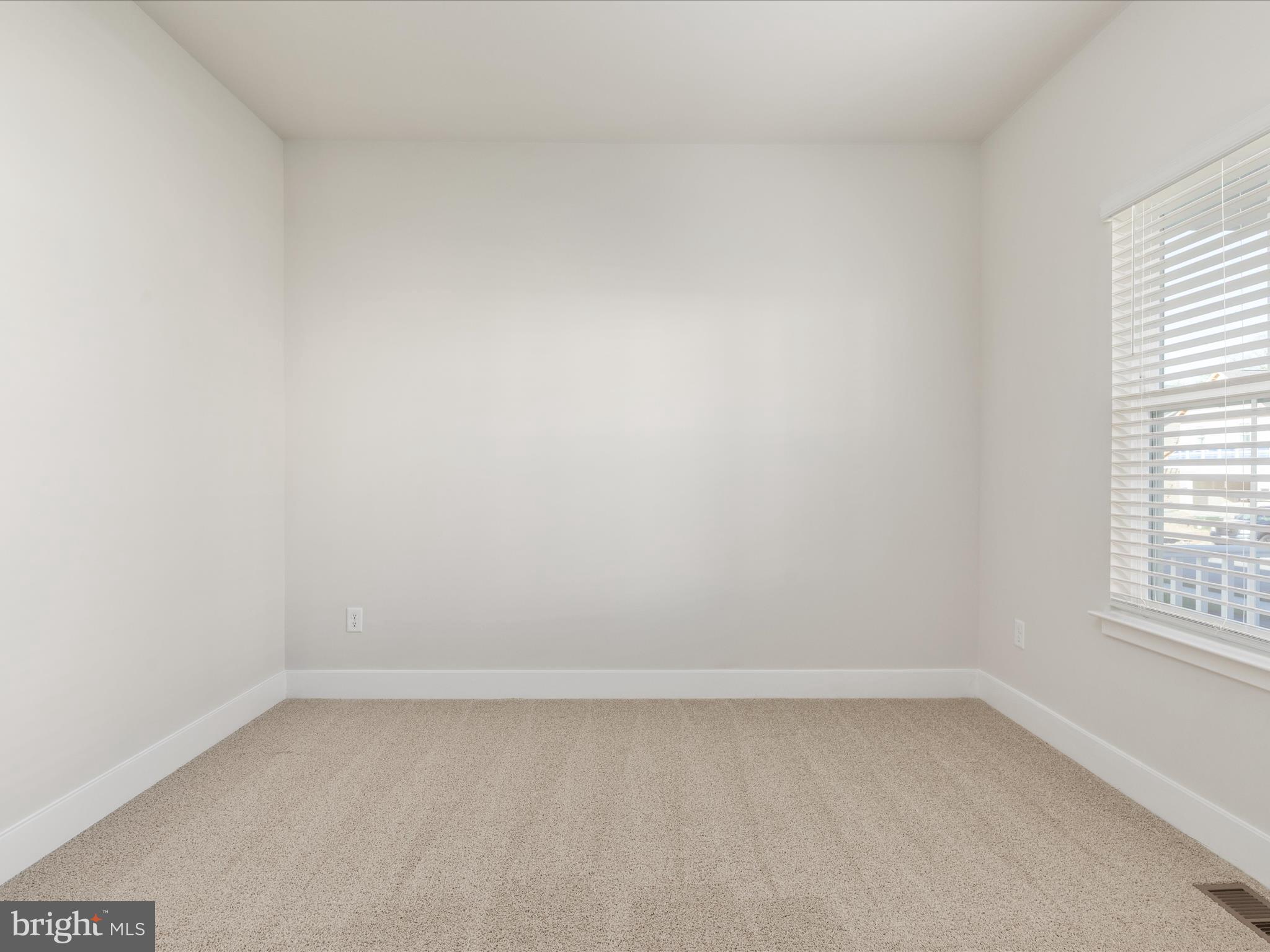RETREAT AT WINDING CREEK - Residential Lease