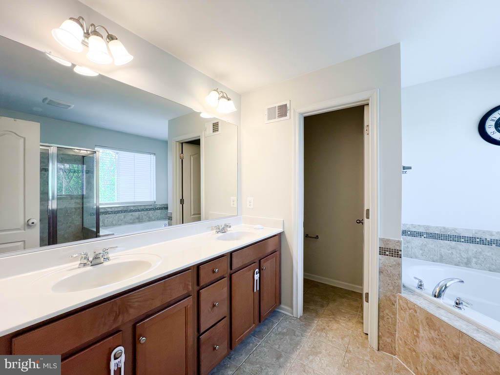 COLONIAL FORGE - Residential Lease