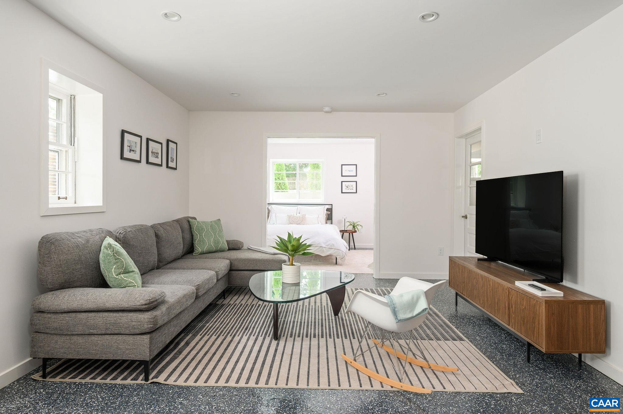 LOCUST GROVE - Residential