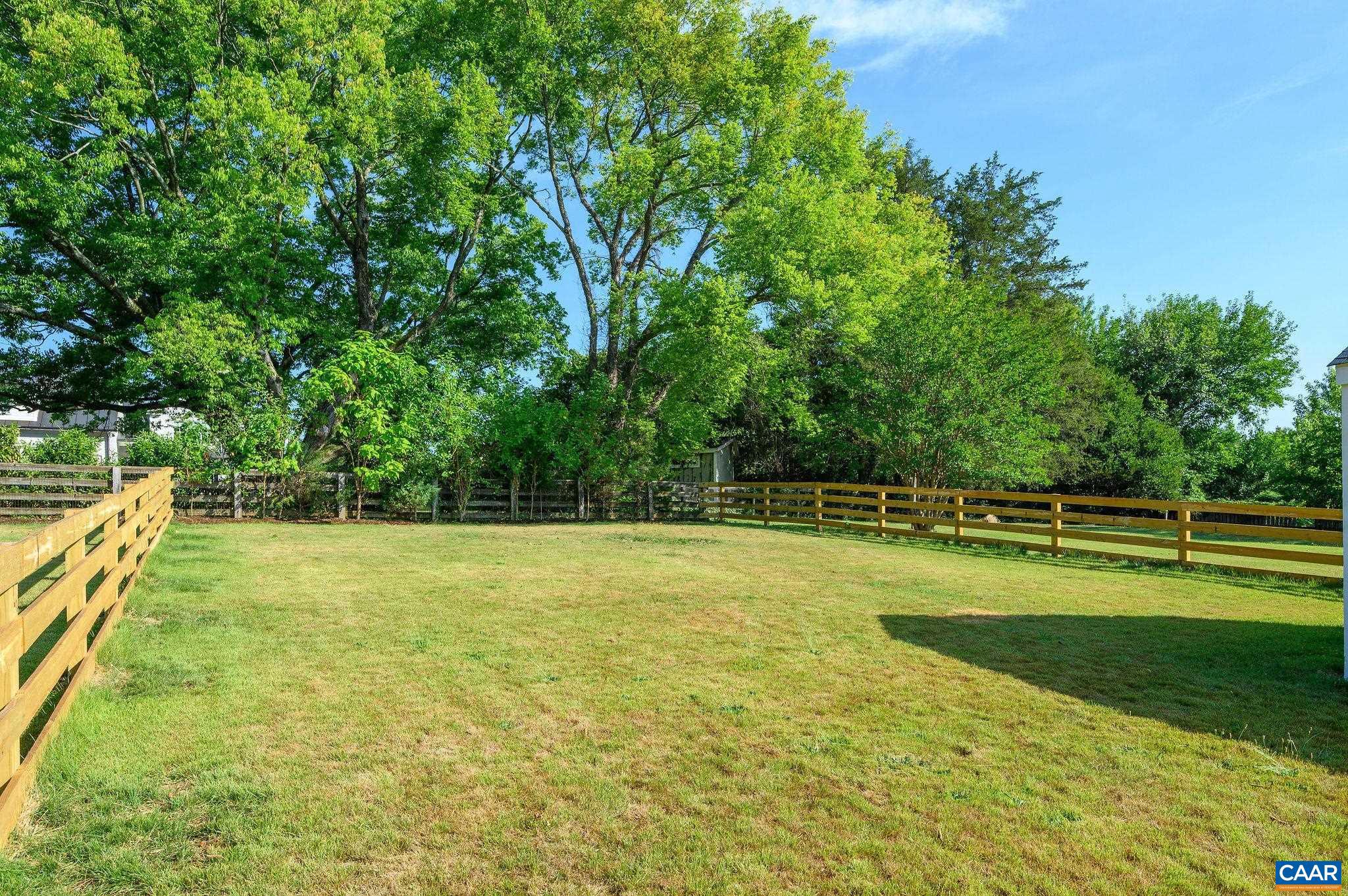 LOCUST GROVE - Residential