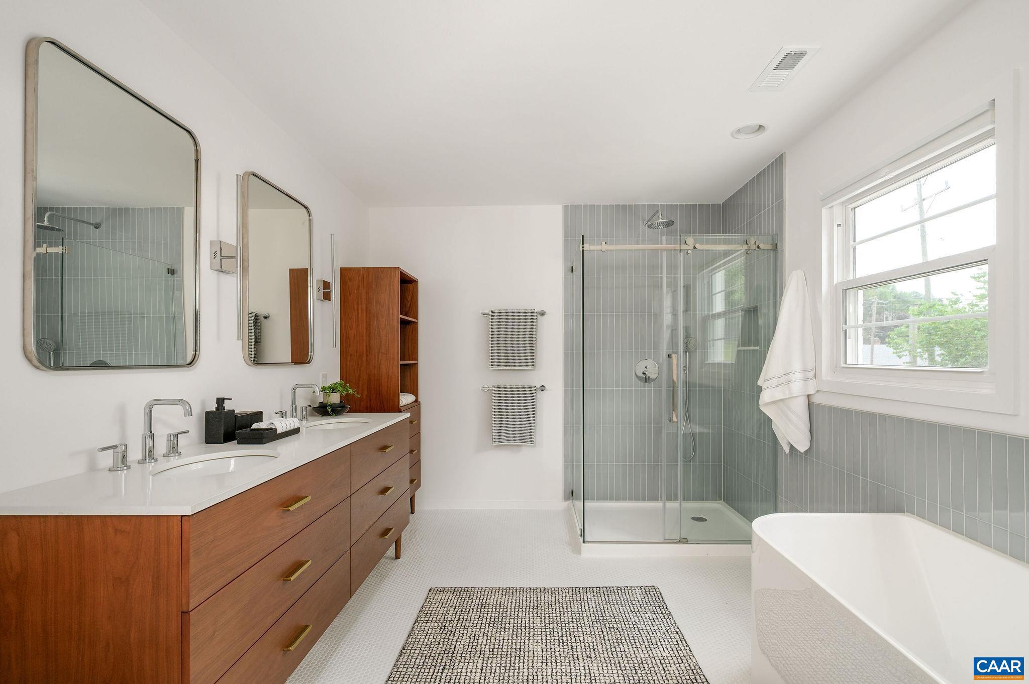 LOCUST GROVE - Residential