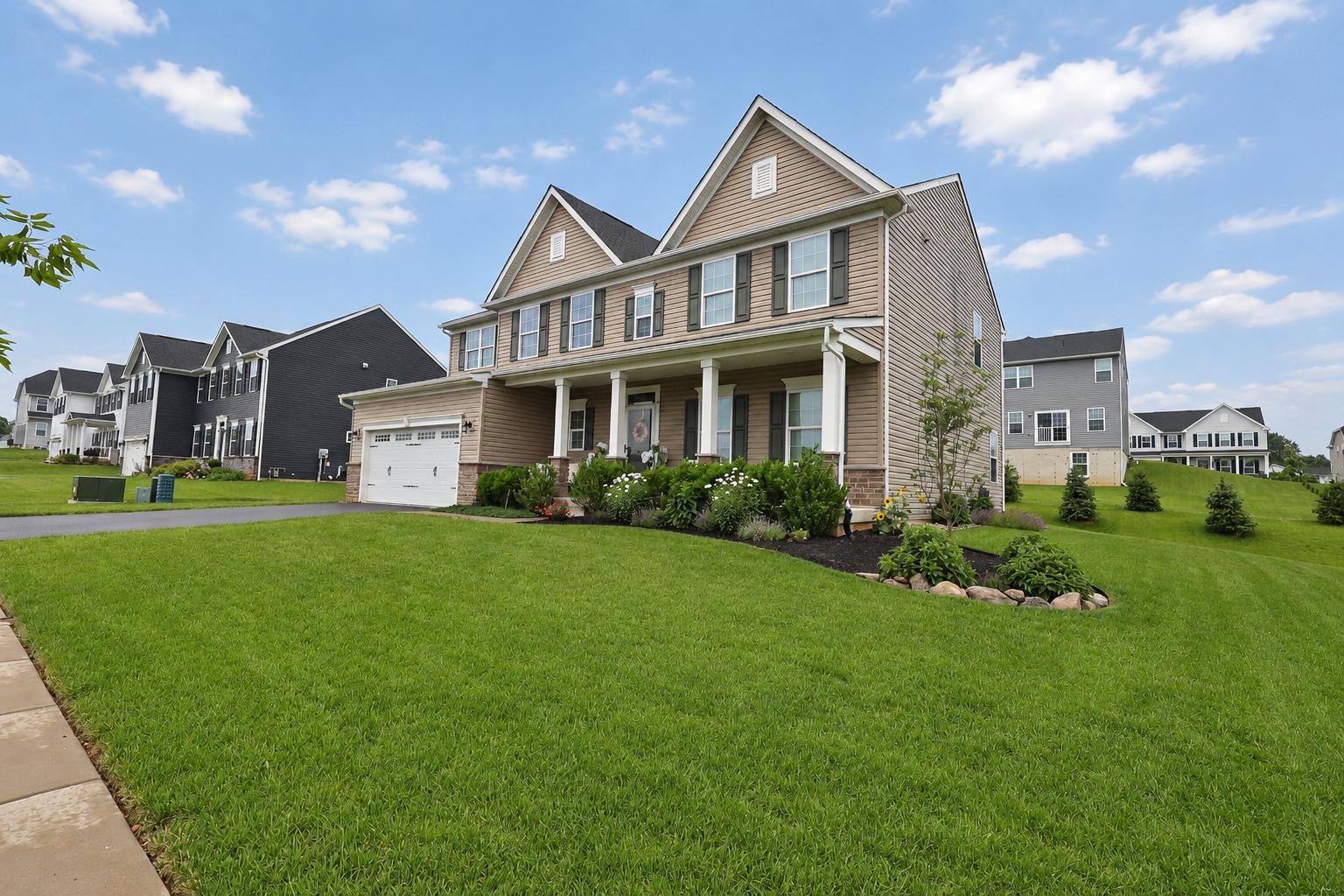 NANCY RUN ESTATES - Residential